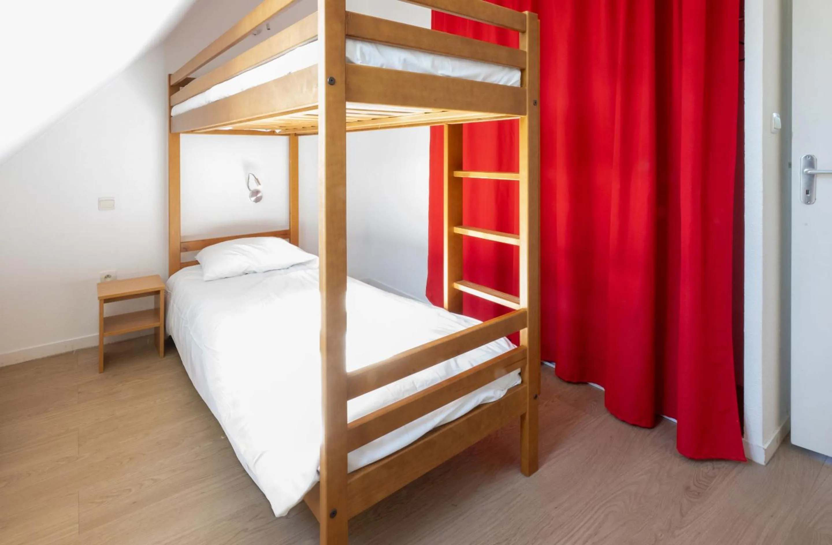 Bedroom, Bed in Résidence Odalys Horizon Morgat