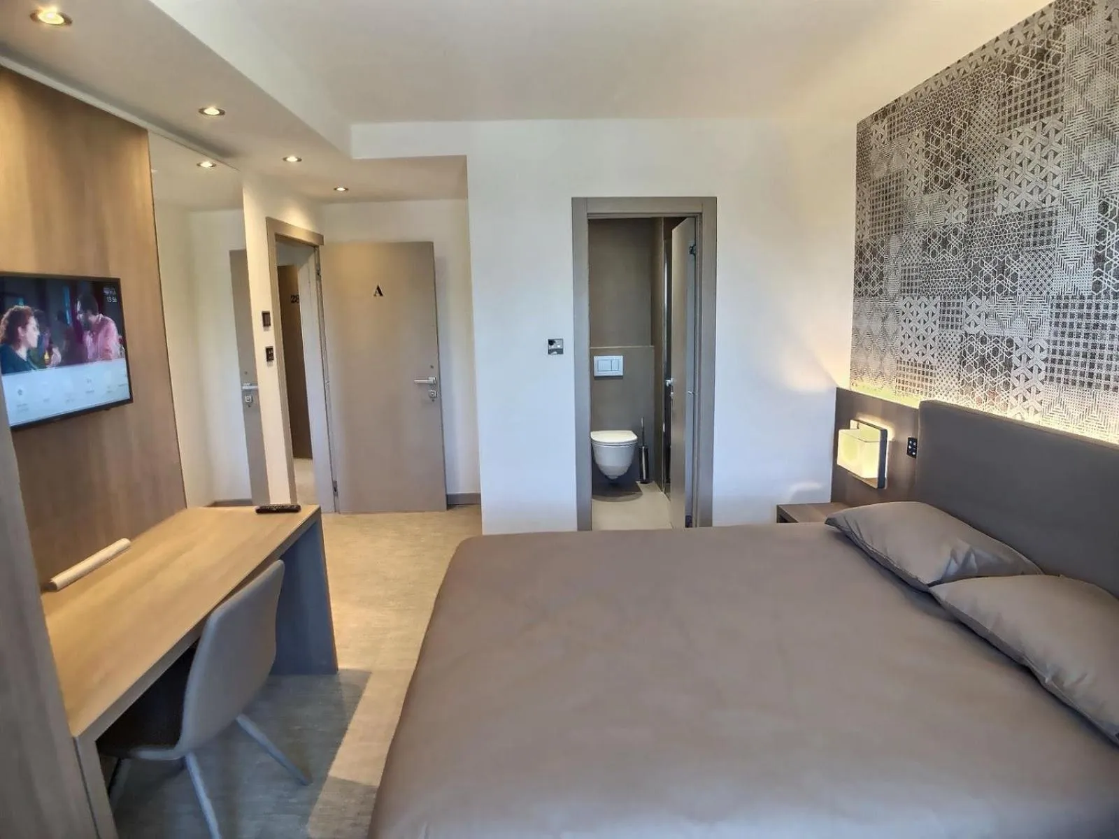 Photo of the whole room, Bed in Attica Résidences, Lausanne