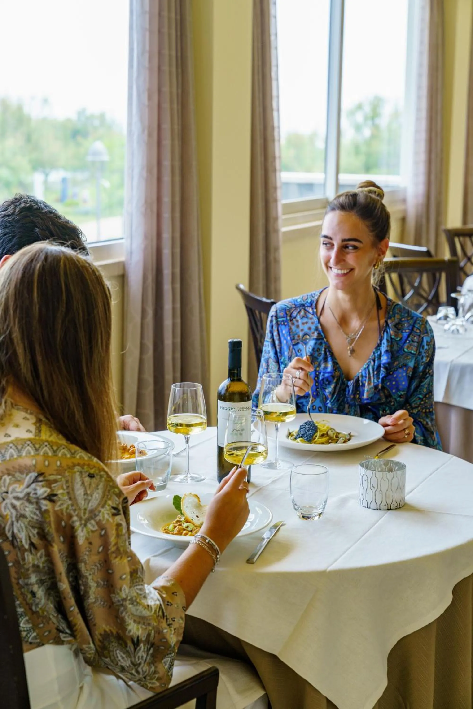 Restaurant/places to eat in Brasil Seaview Hotel