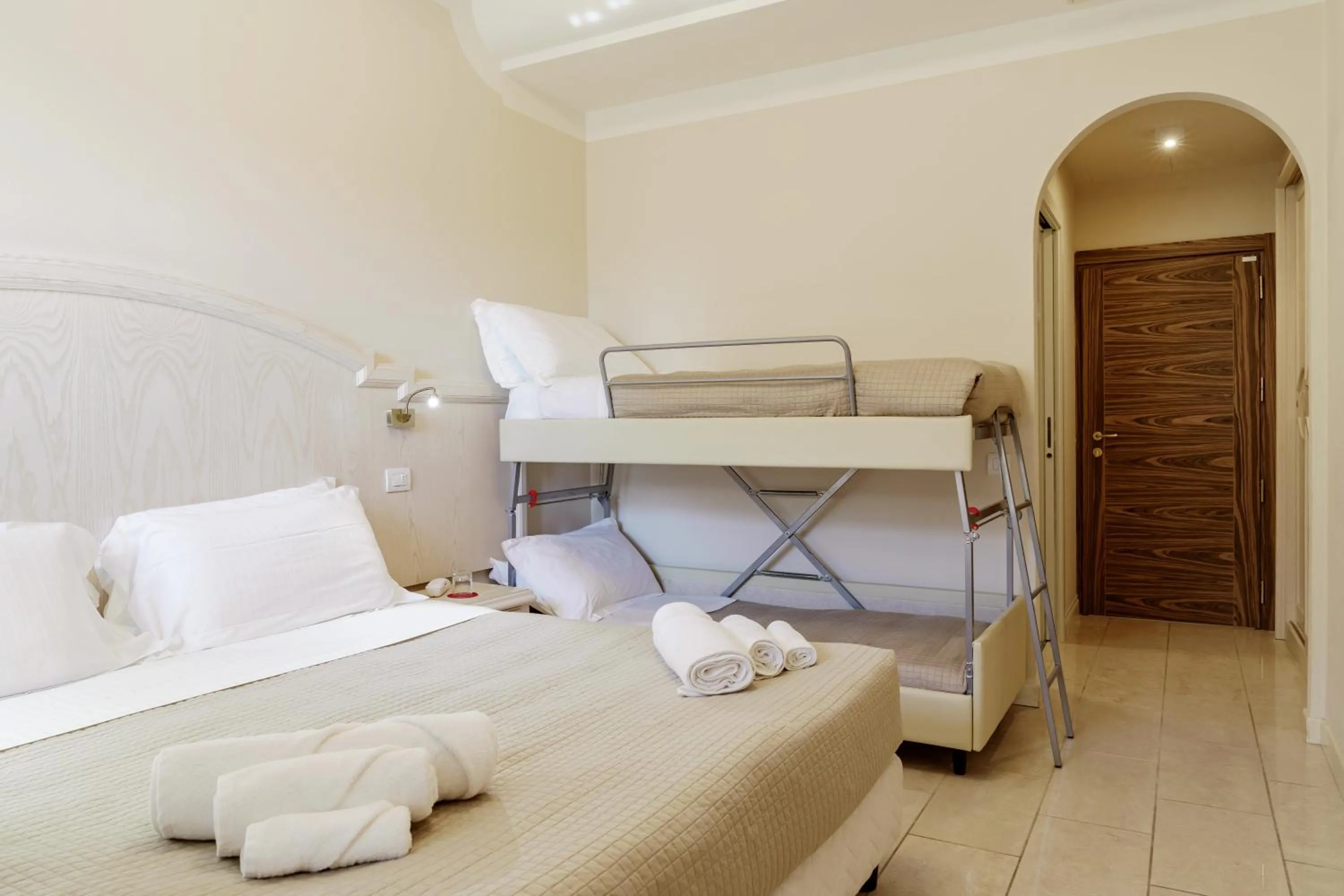 Bedroom, Bed in Brasil Seaview Hotel