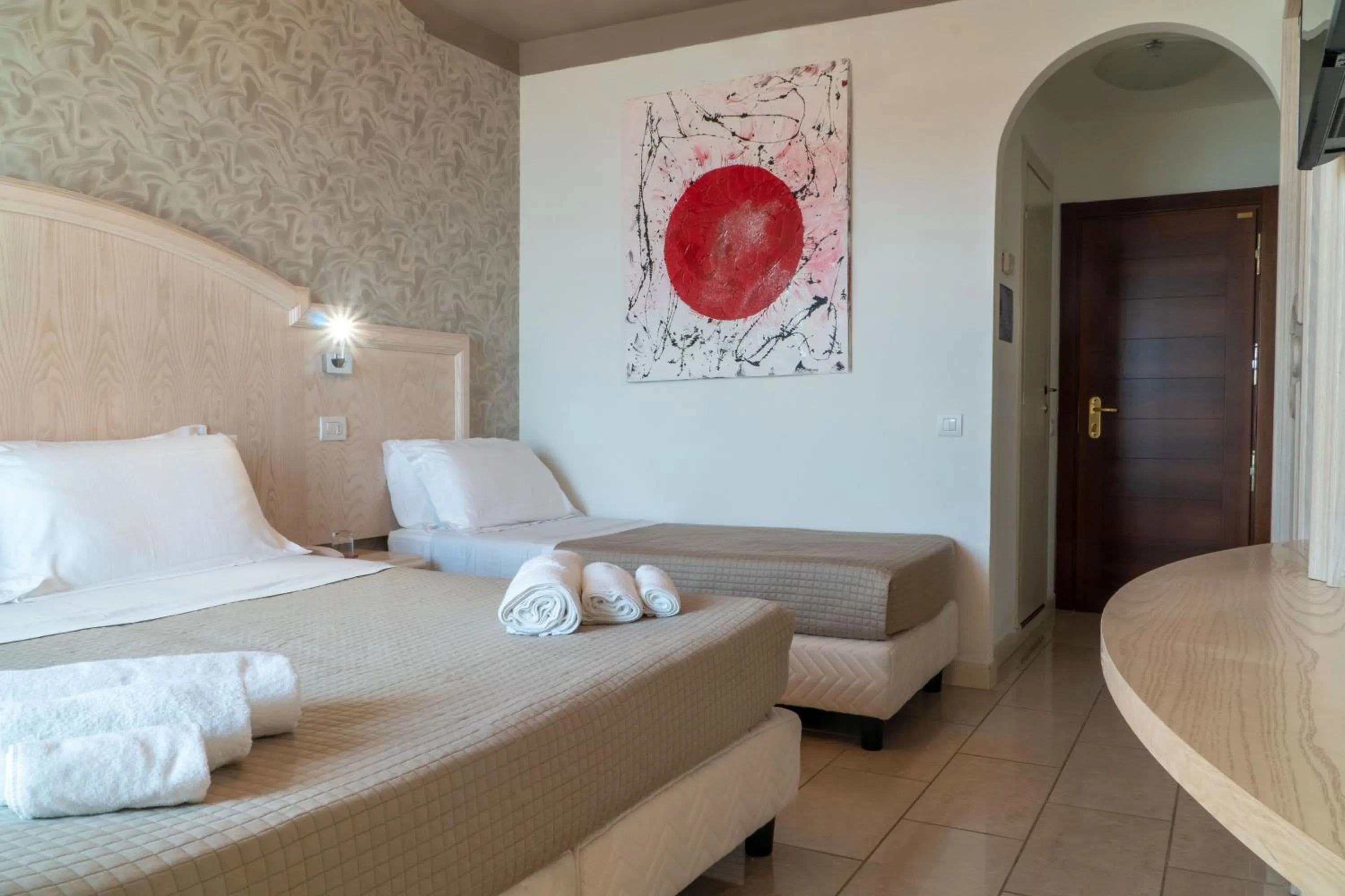 Photo of the whole room, Bed in Brasil Seaview Hotel