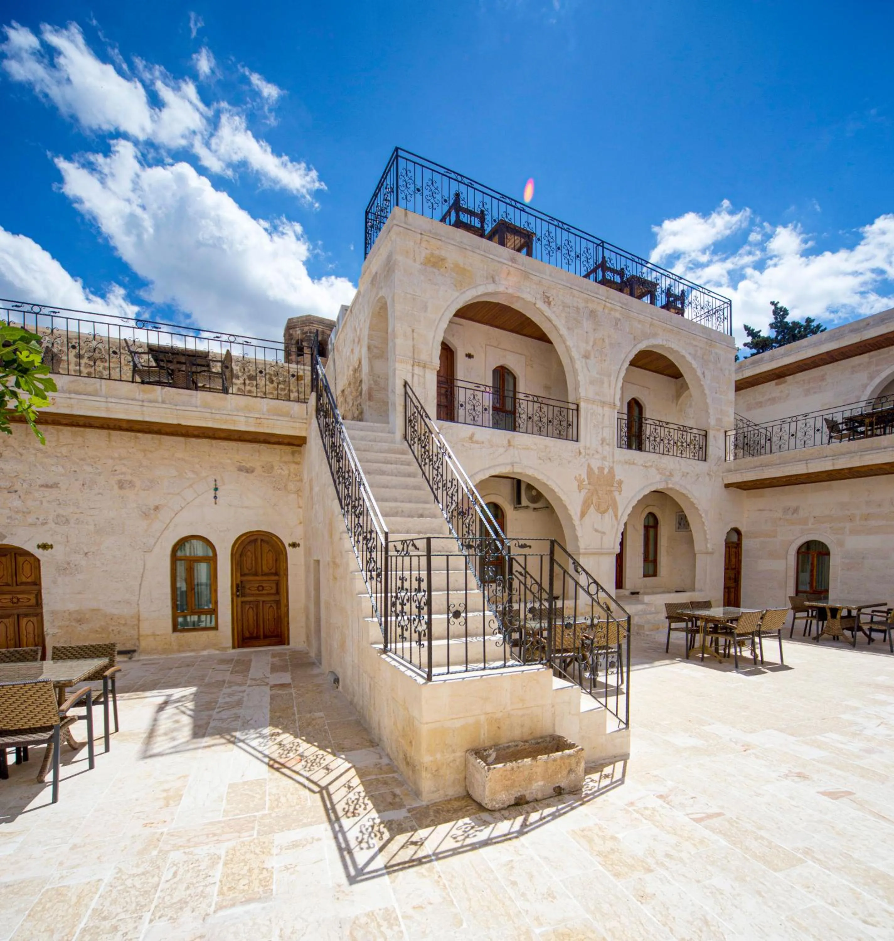 PALMYRA BOUTIQUE HOTEL