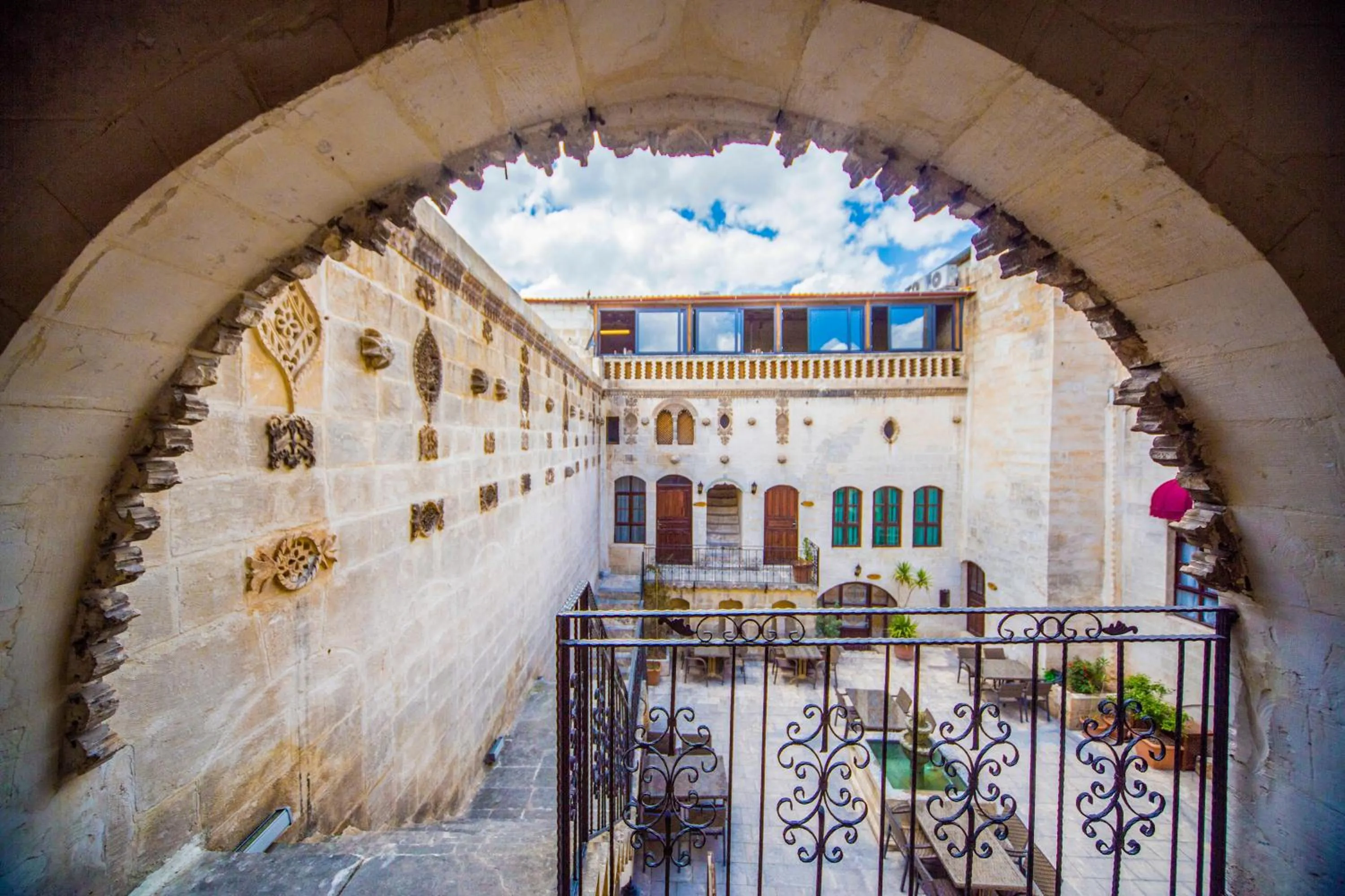 PALMYRA BOUTIQUE HOTEL