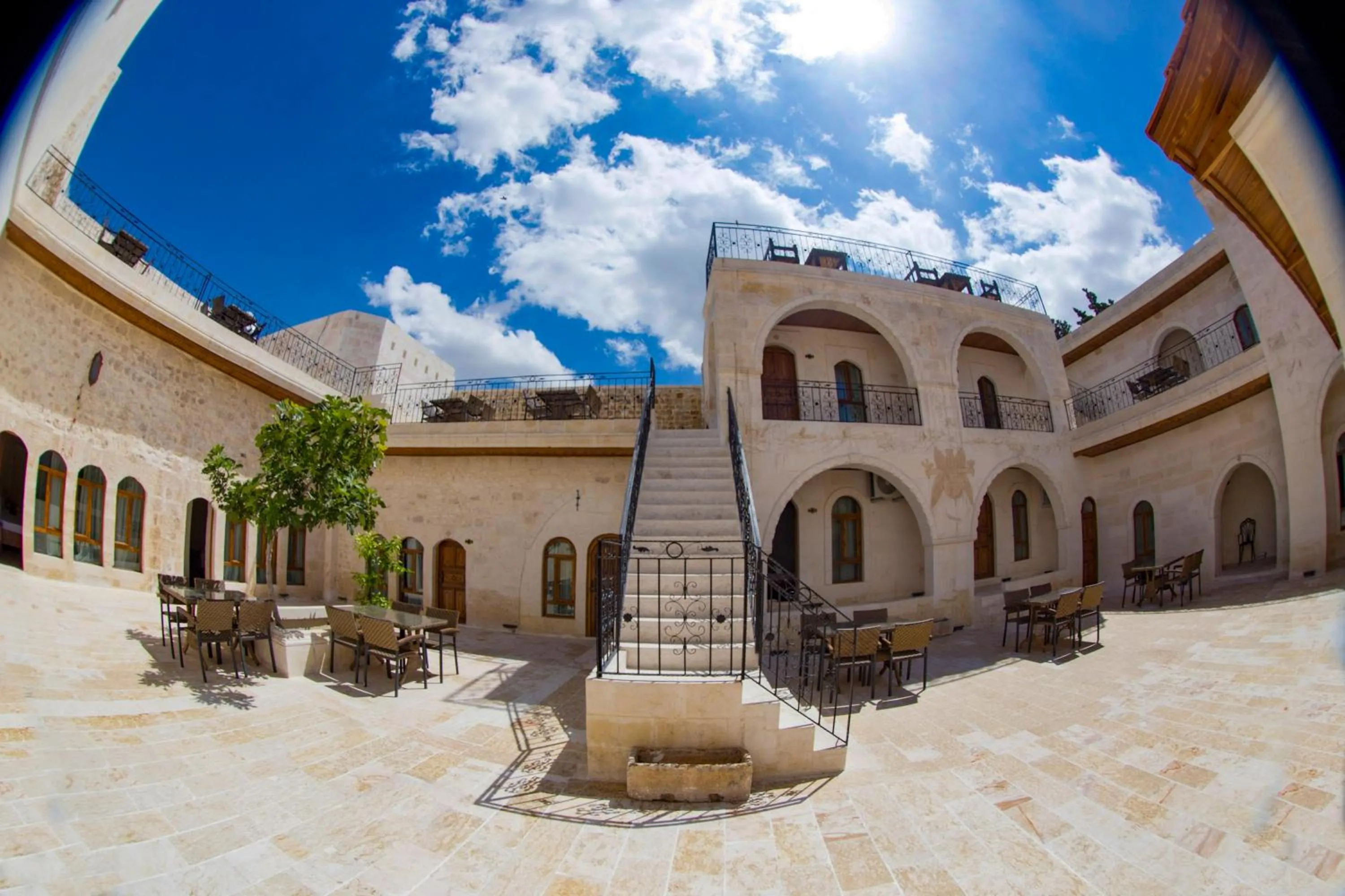 PALMYRA BOUTIQUE HOTEL