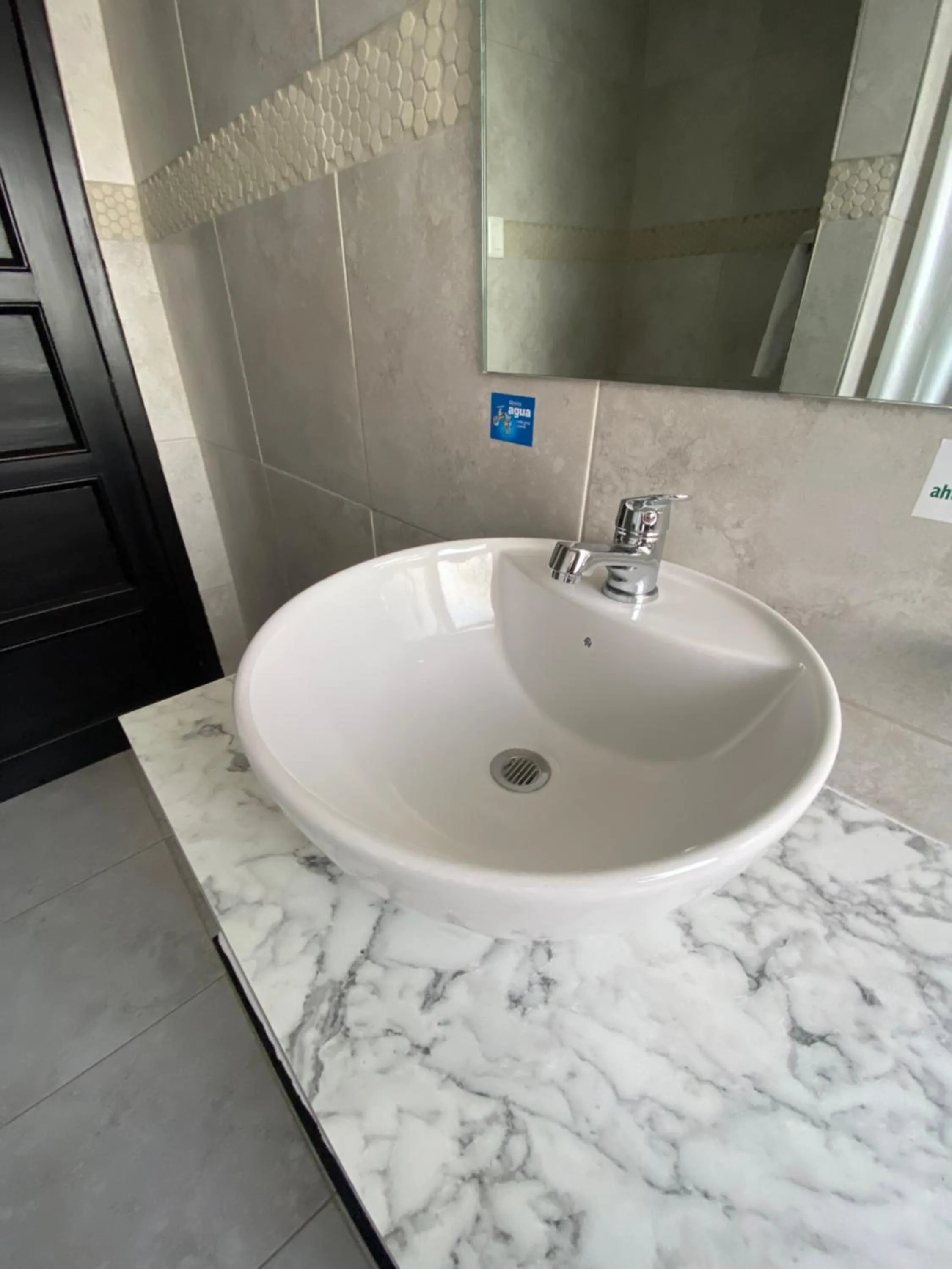 Bathroom in Embassy Quito