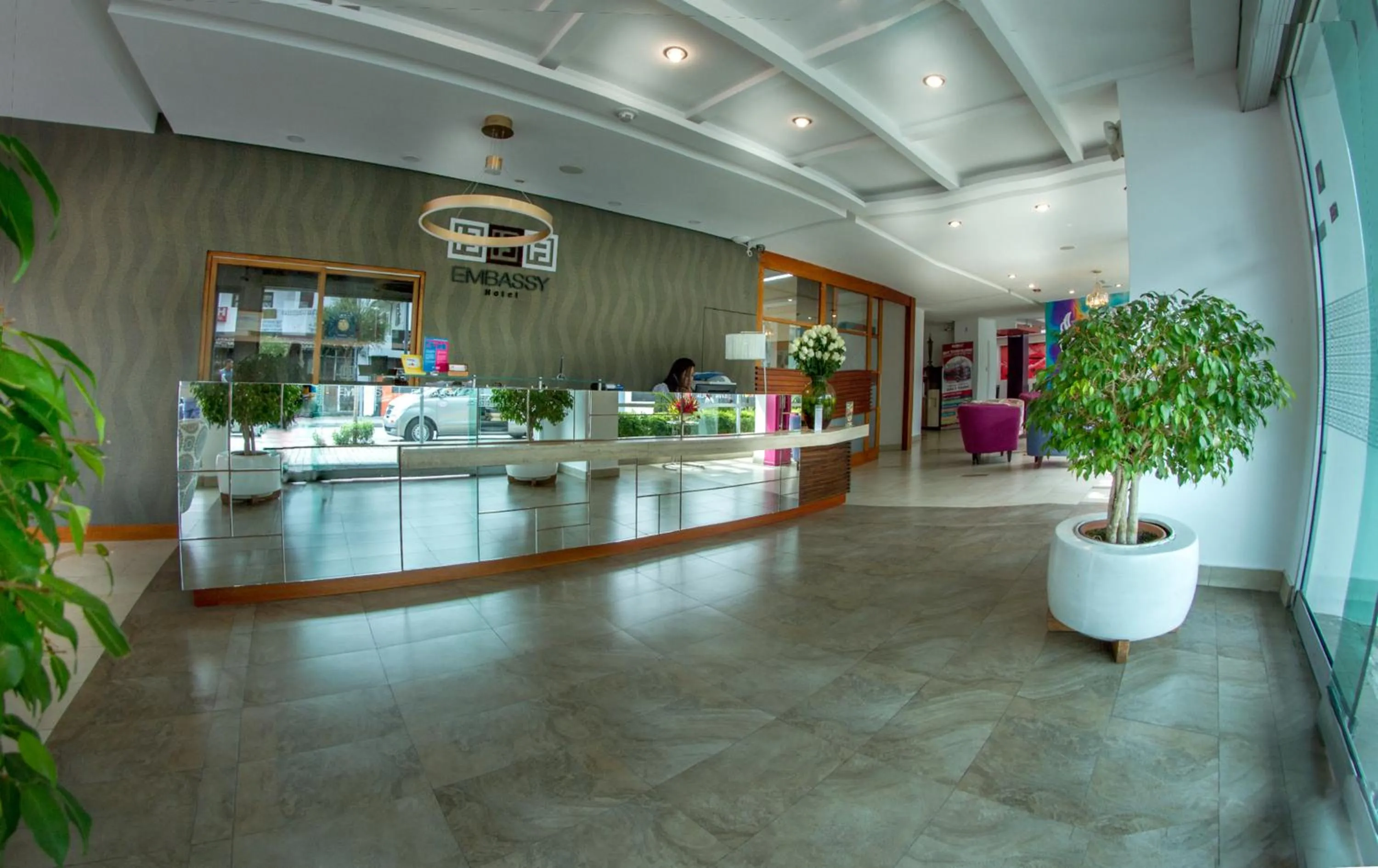 Lobby or reception in Embassy Quito