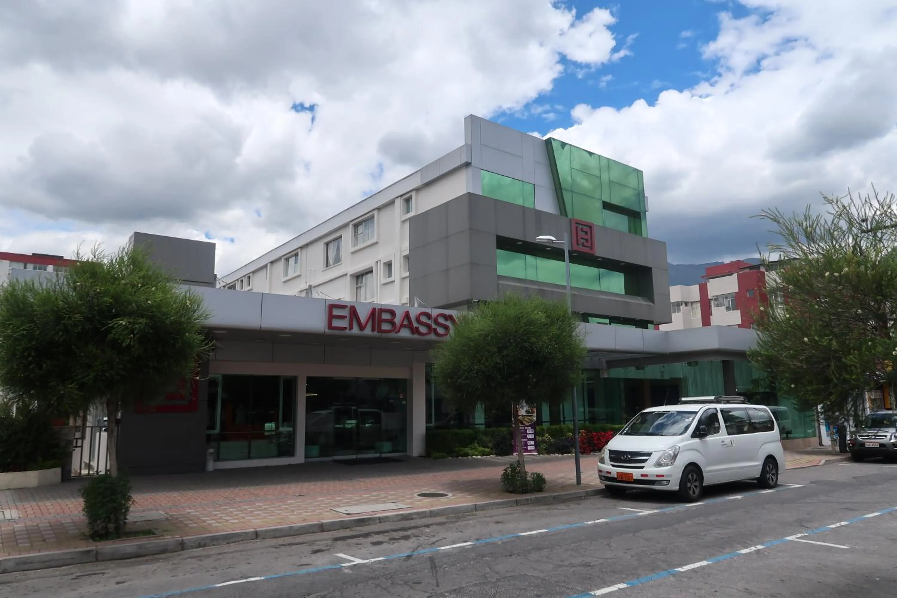 Property building in Embassy Quito
