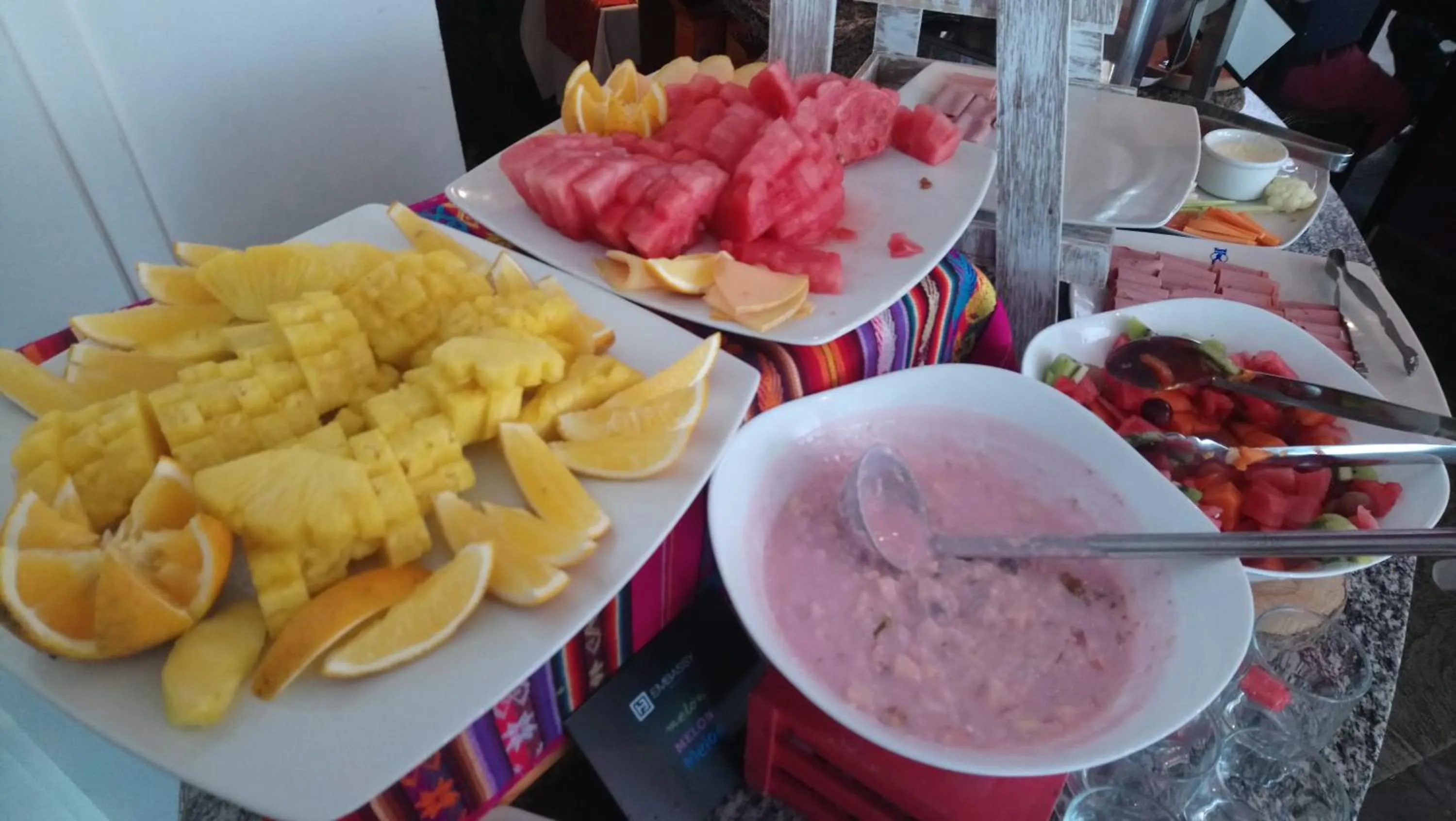 Restaurant/places to eat in Embassy Quito