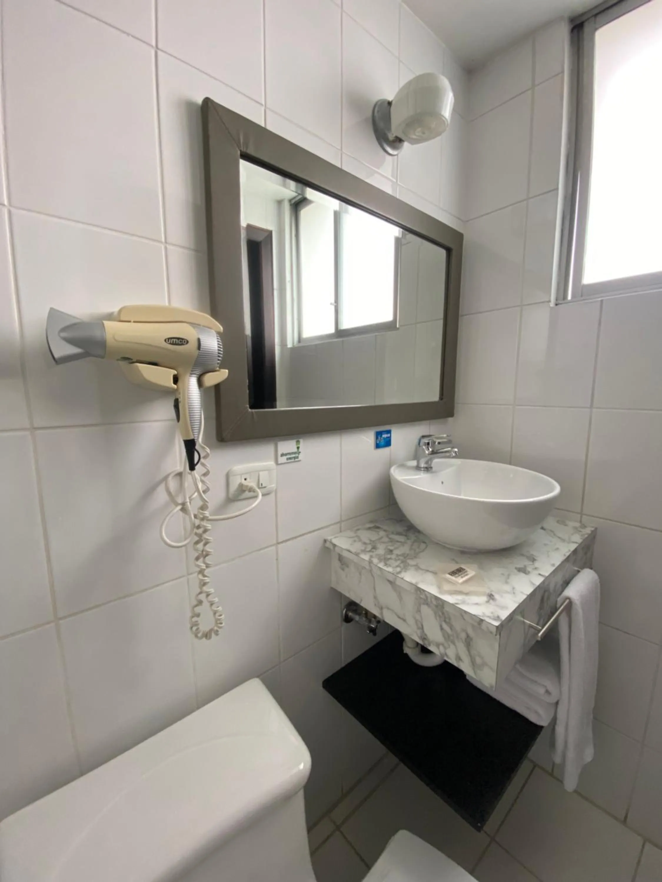 Bathroom in Embassy Quito