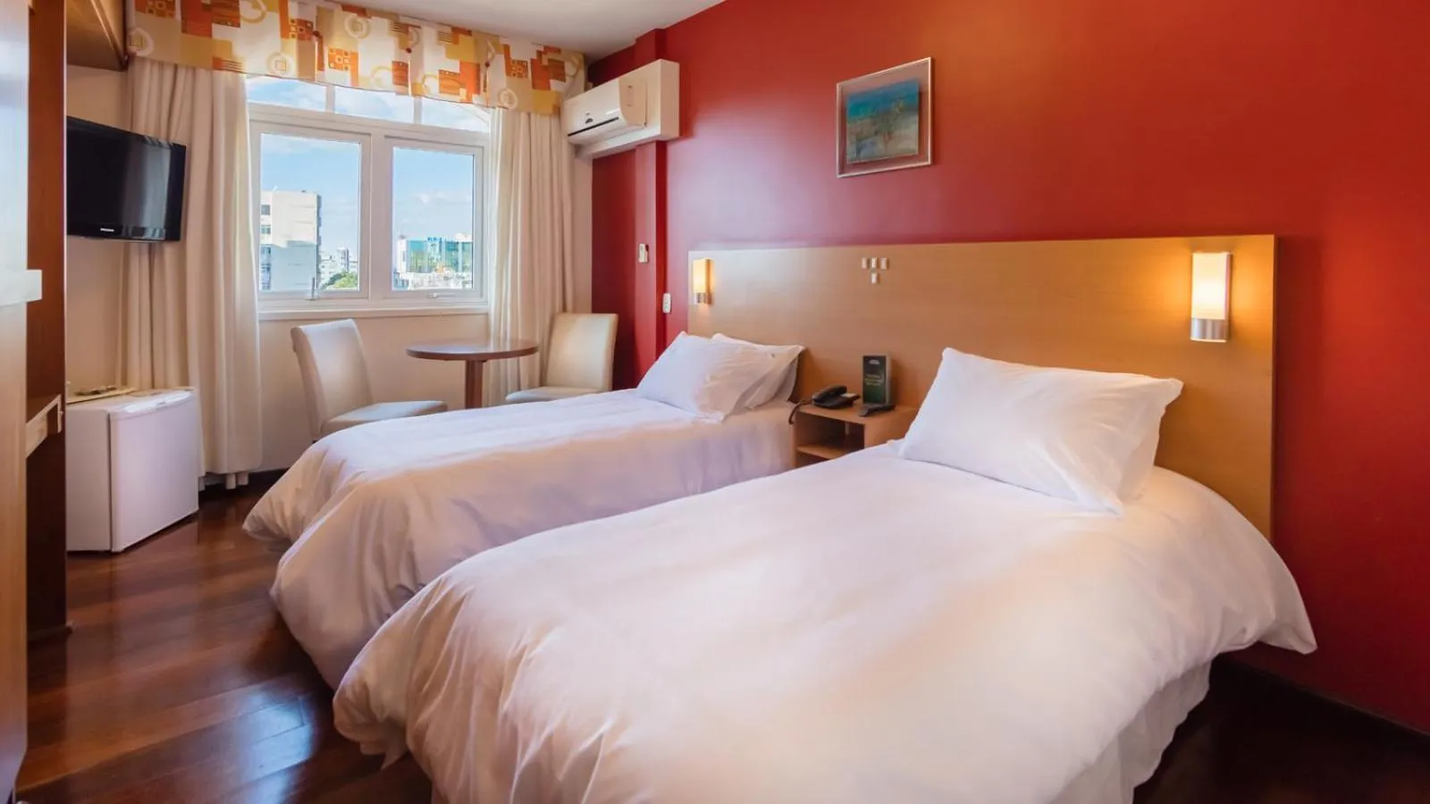 Bed in San Silvestre Hotel