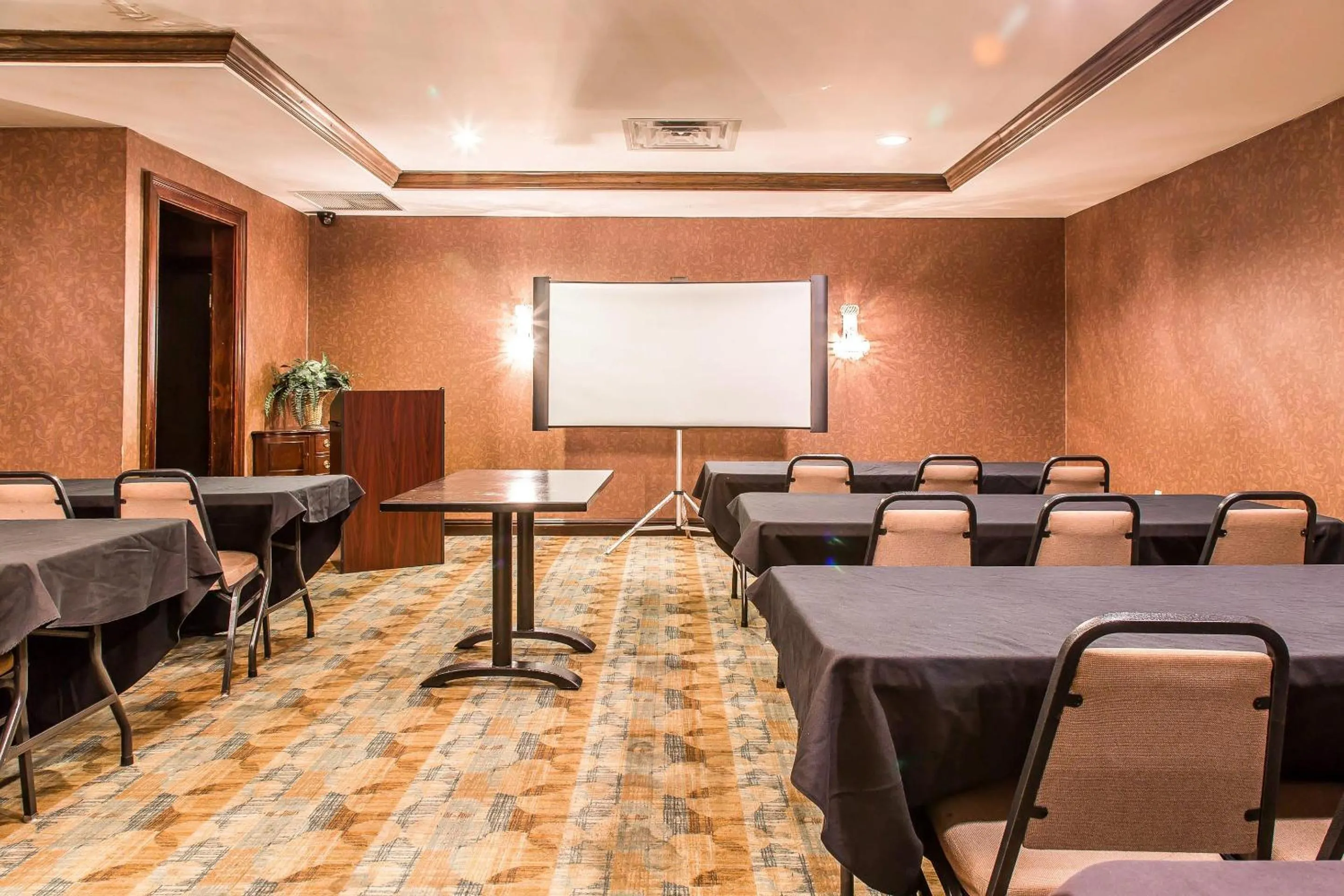 Meeting/conference room in Comfort Inn & Suites Meriden East