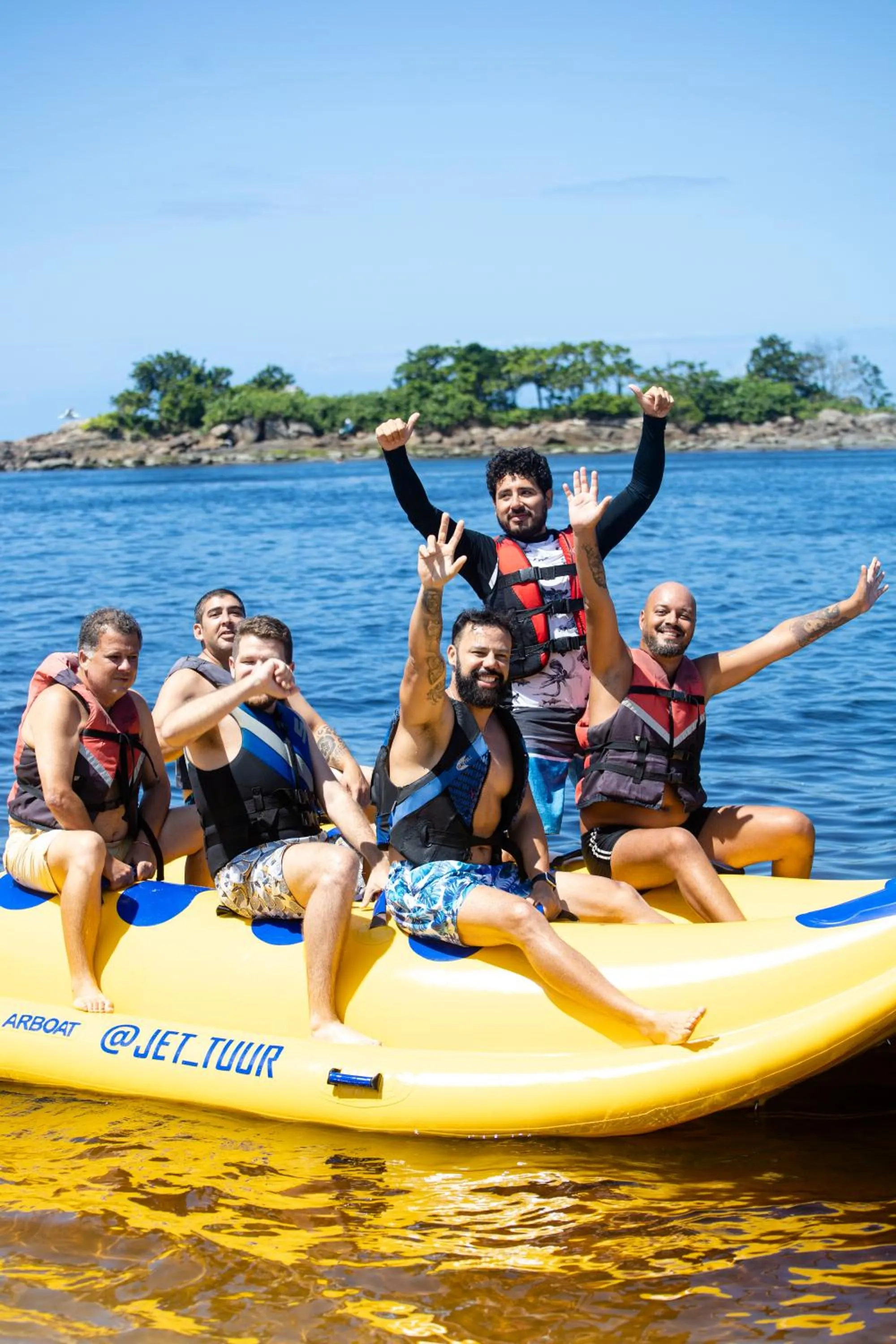 Entertainment in Namoa Pollastrini