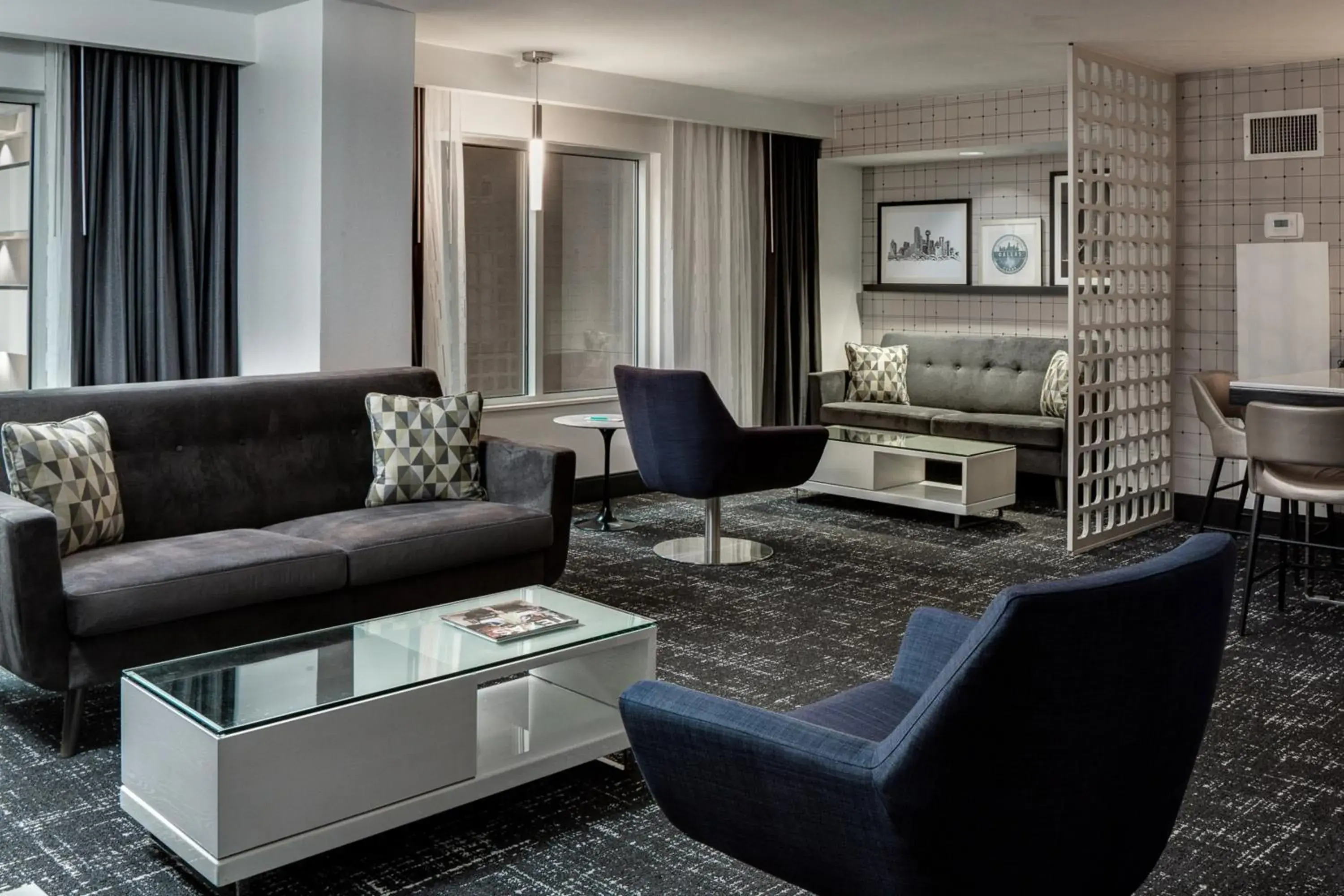 Premier, Suite, 1 King in Le Meridien Dallas by the Galleria Premier, Suite, 1 King in Le Meridien Dallas by the Galleria