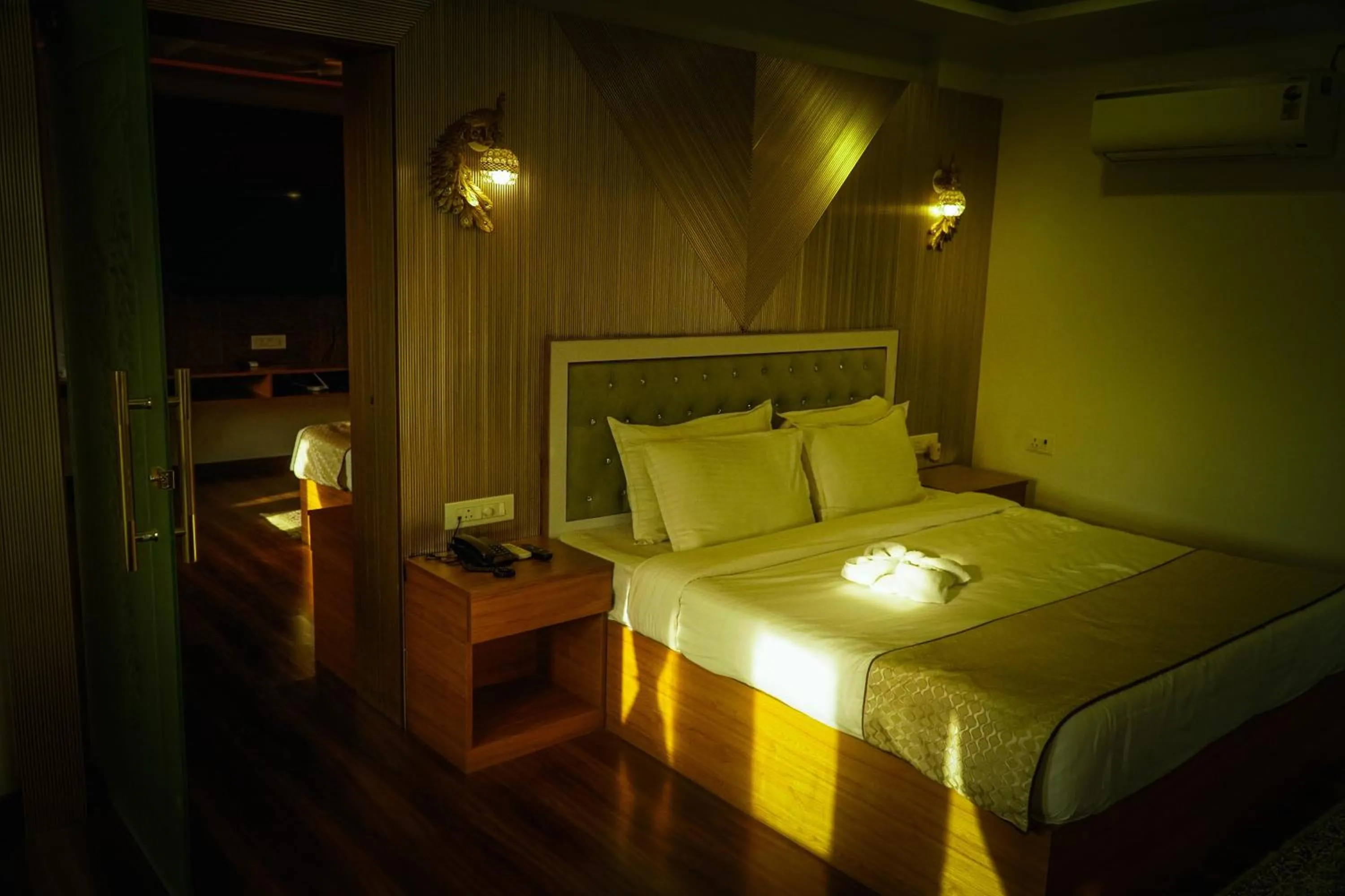 Bedroom, Bed in Hotel Jaisal Inn - Pure Veg