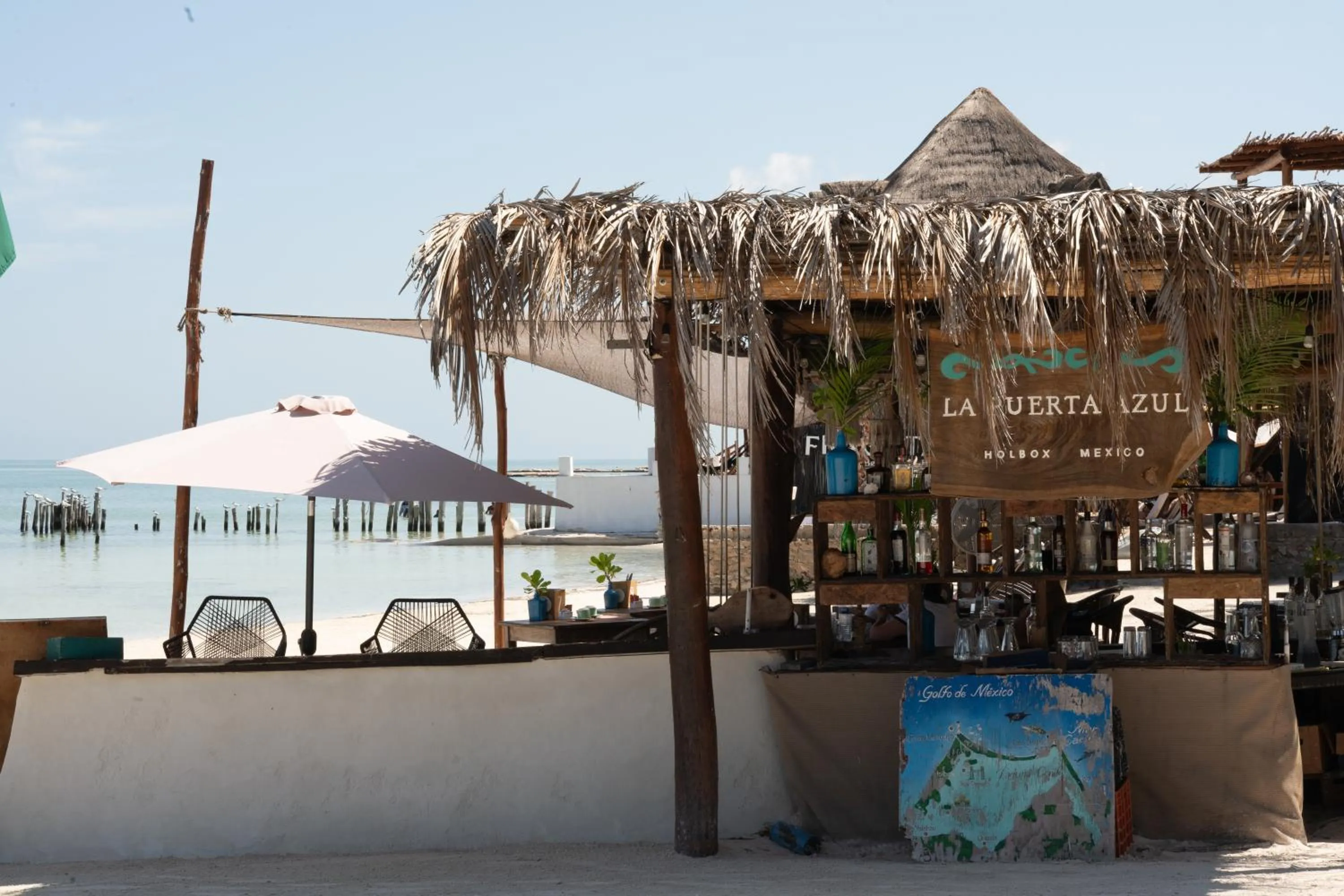 Restaurant/places to eat in Hotel Boutique La Puerta Azul Beachfront - Adults Only