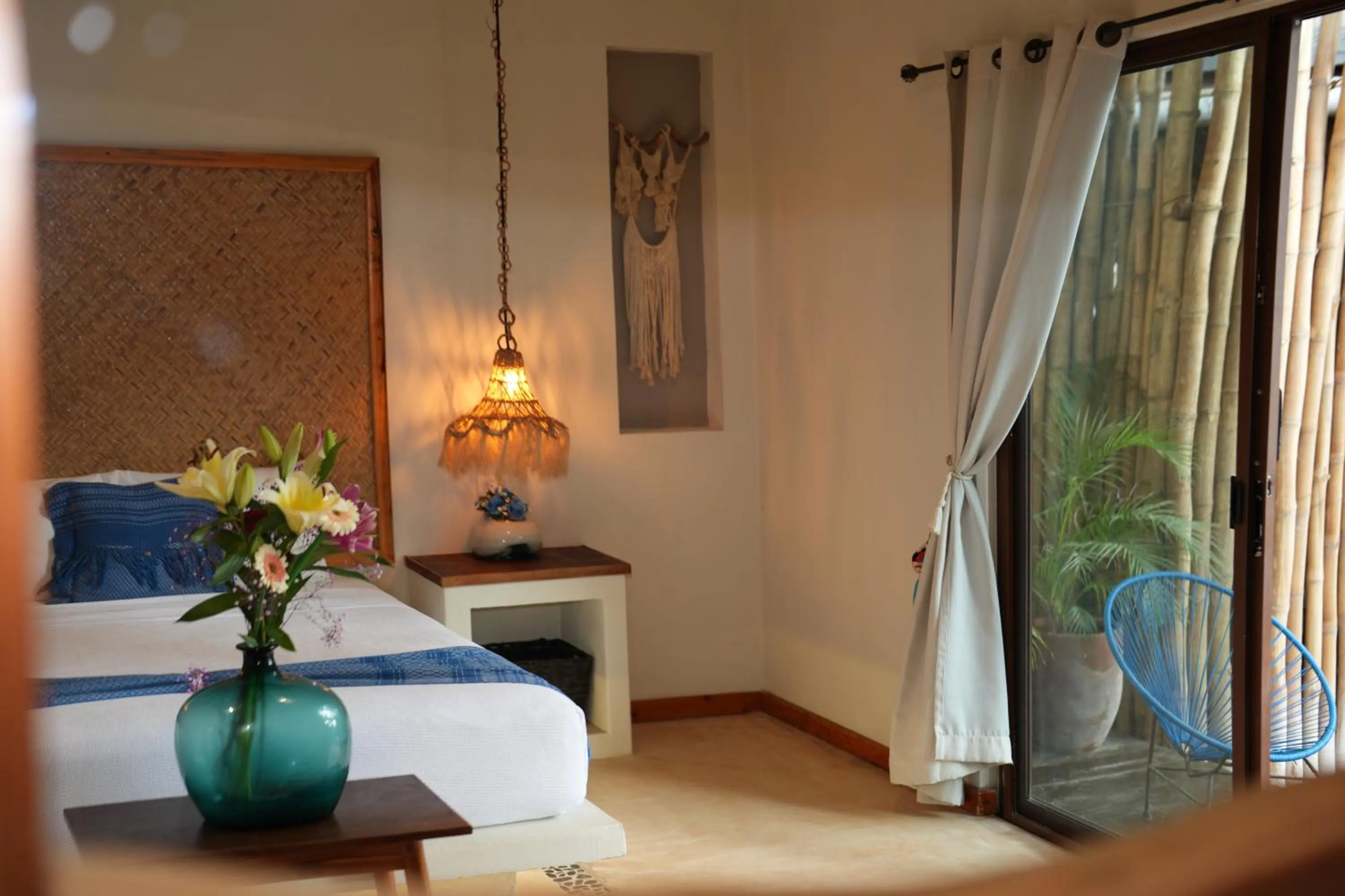 Bedroom, Bed in Hotel Boutique La Puerta Azul Beachfront - Adults Only