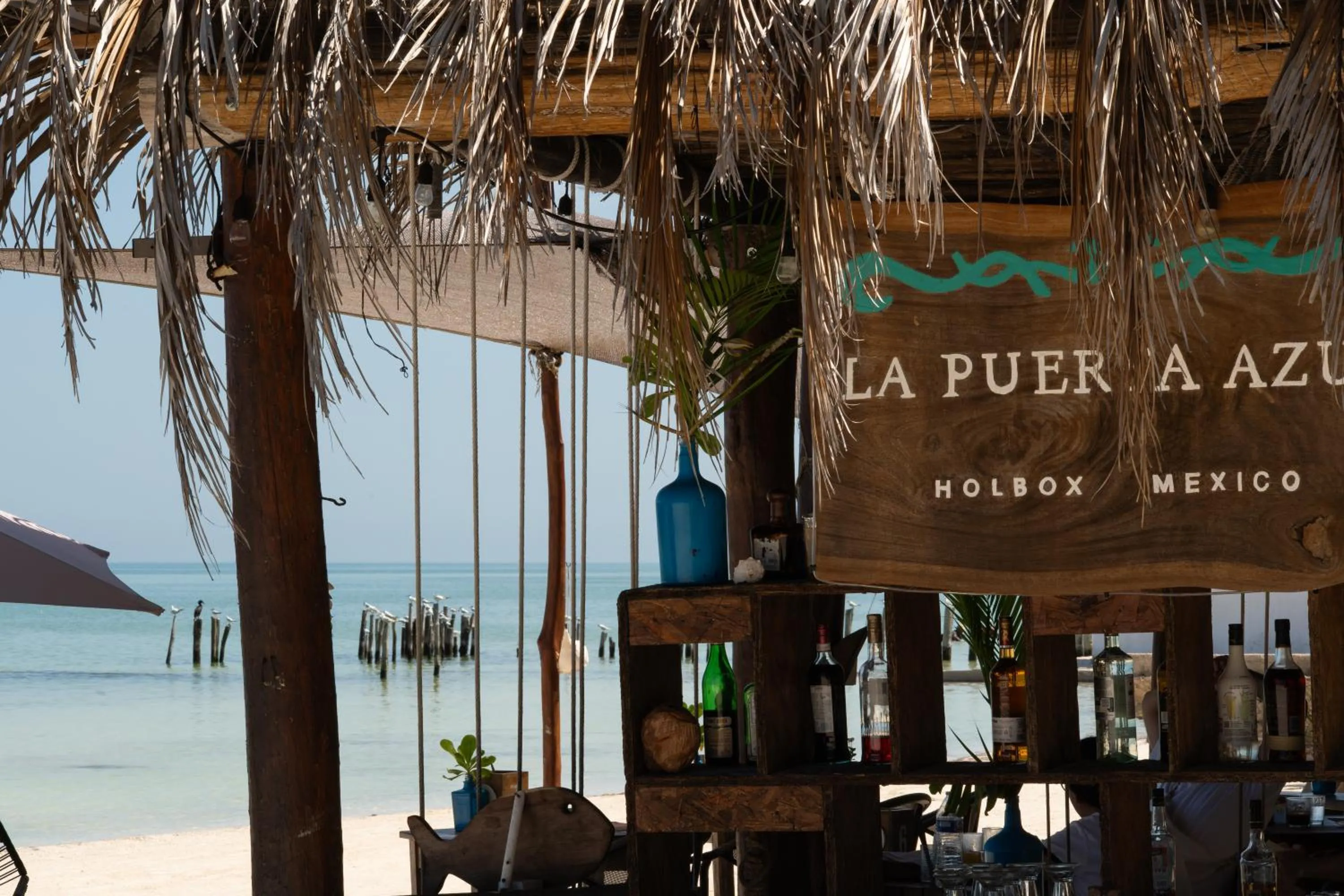Restaurant/places to eat in Hotel Boutique La Puerta Azul Beachfront - Adults Only