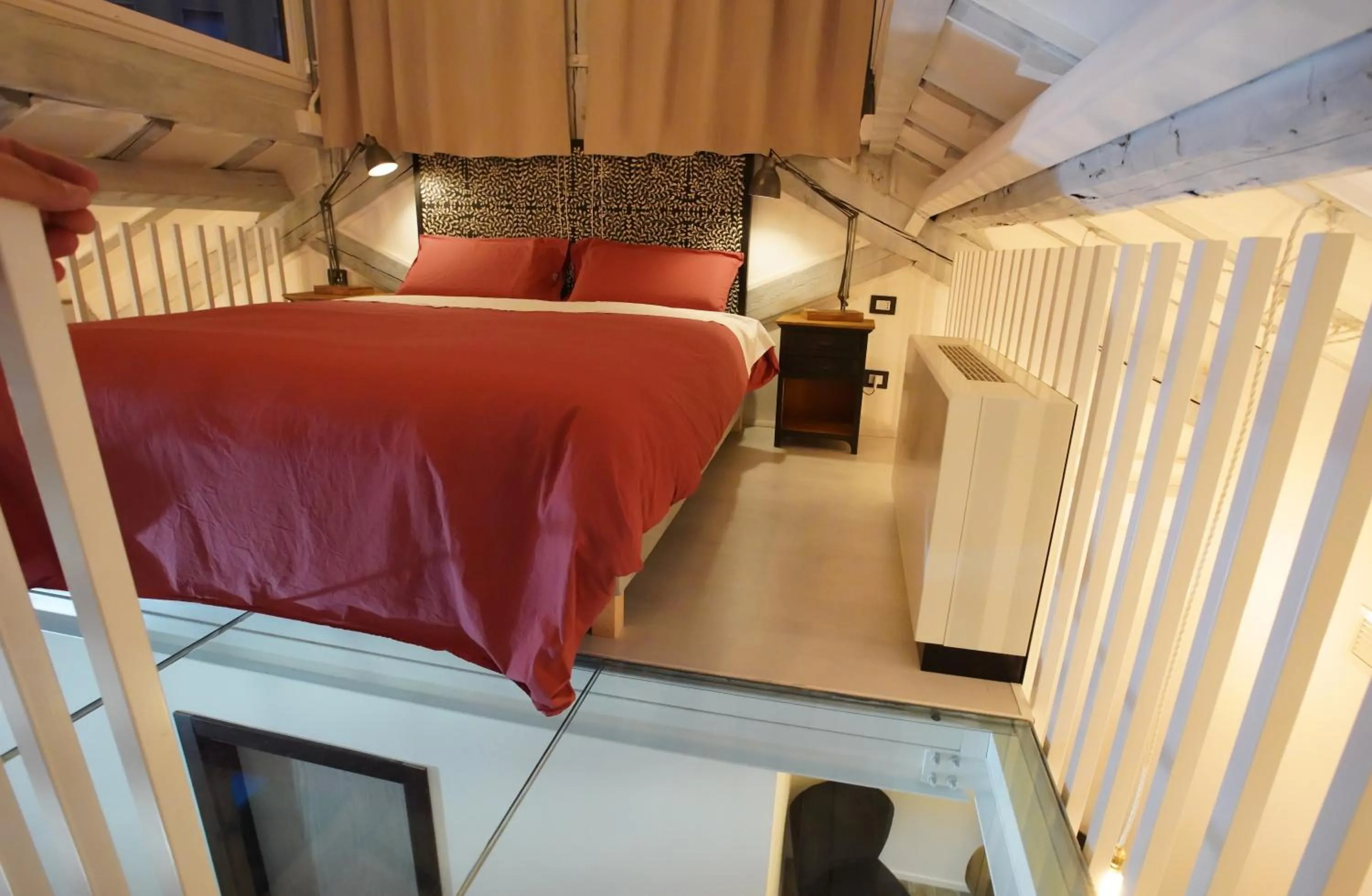 Bedroom, Bed in Rosso Cortese