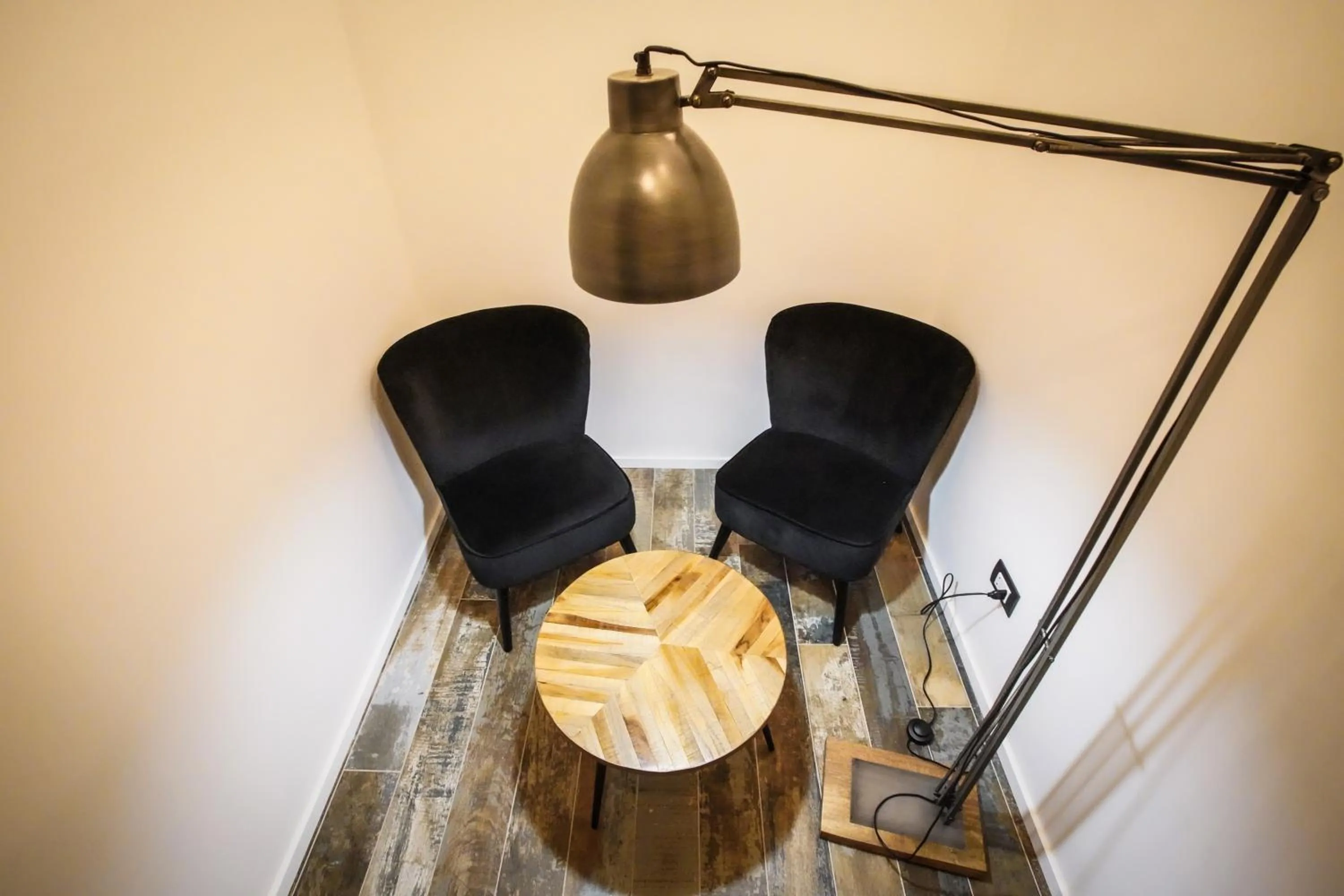 Bedroom in Rosso Cortese