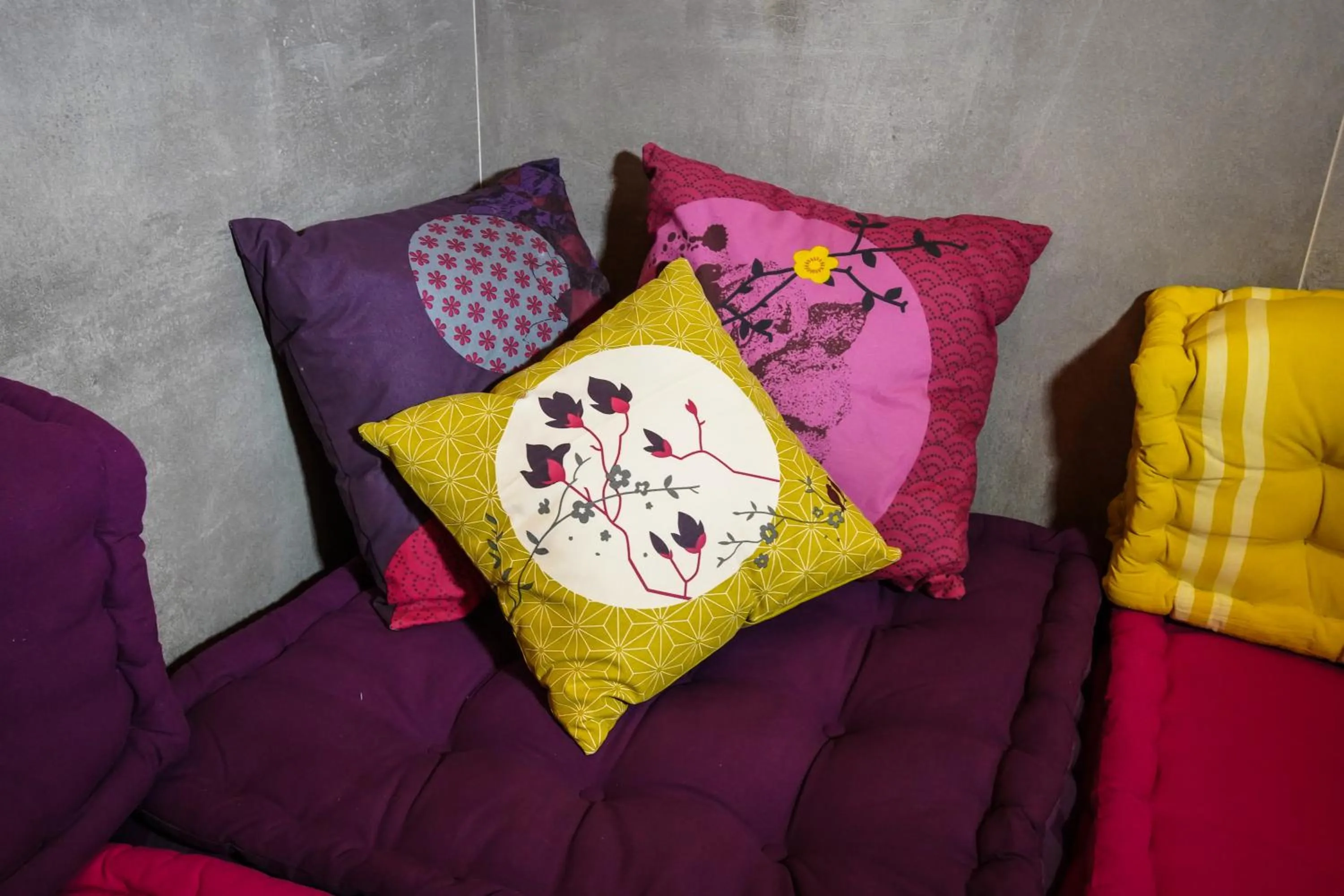 Bedroom in Rosso Cortese