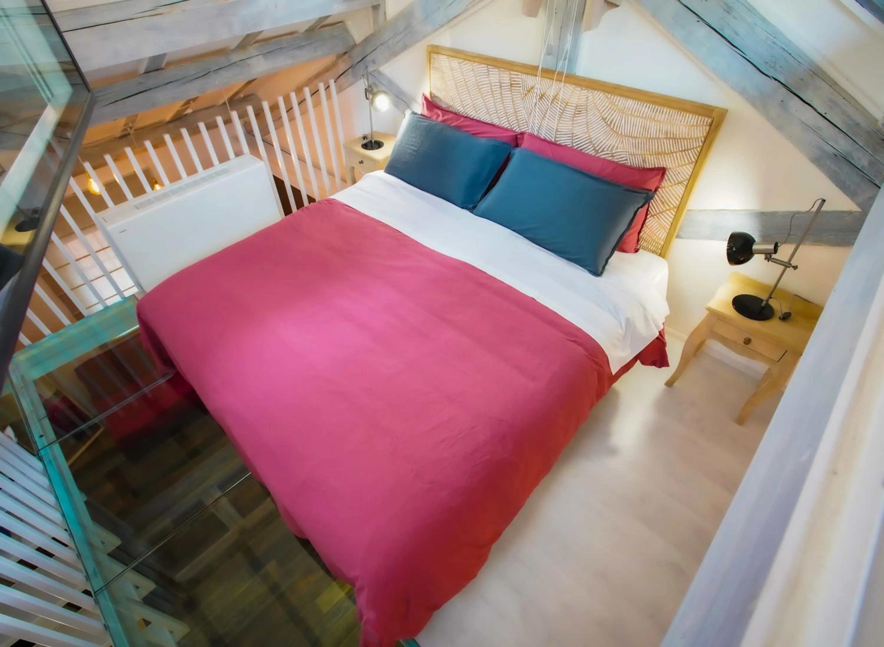 Bedroom, Bed in Rosso Cortese