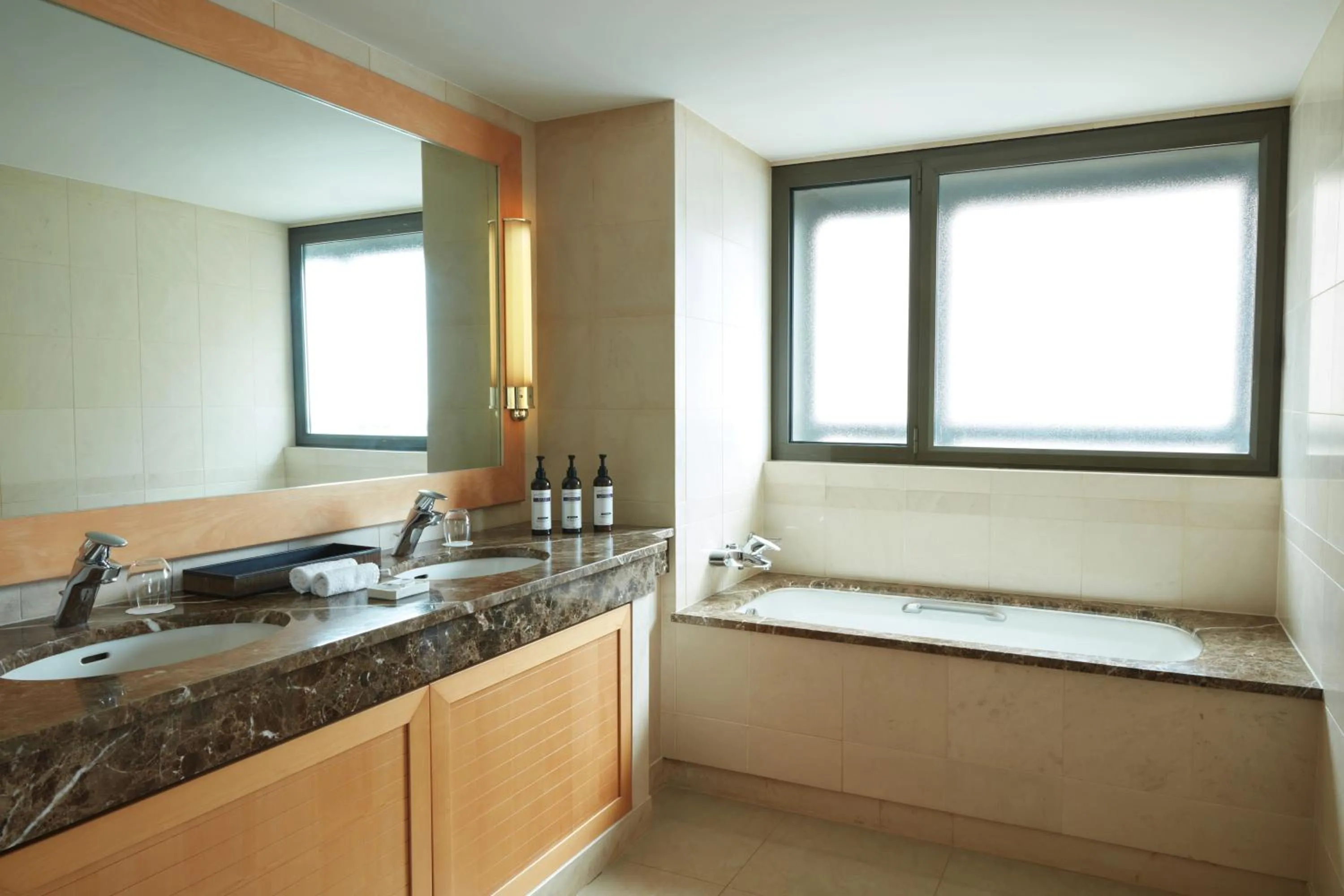 Bathroom in Hyatt Regency Nice Palais de la Méditerranée