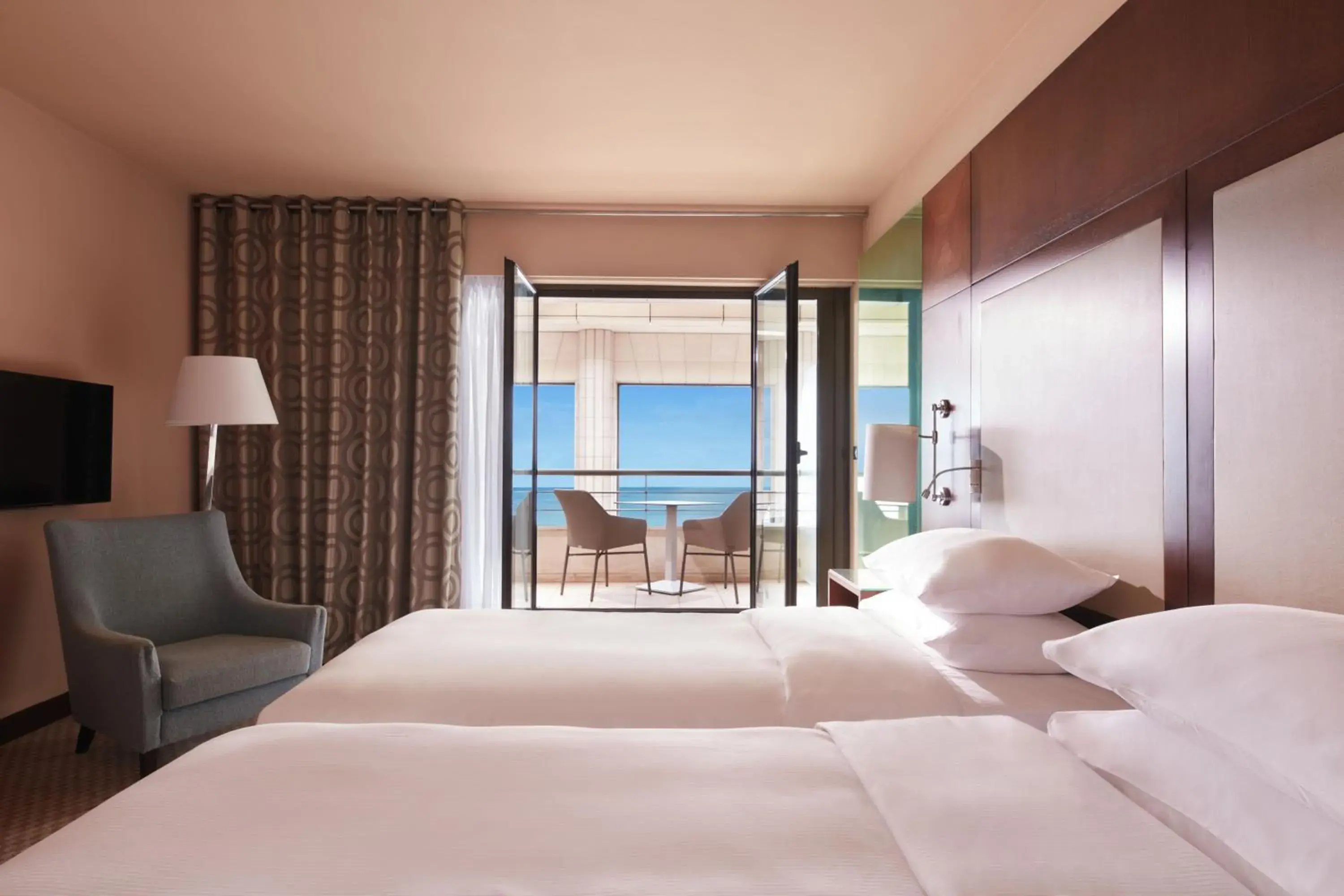 Twin Room with Sea View in Hyatt Regency Nice Palais de la Méditerranée Twin Room with Sea View in Hyatt Regency Nice Palais de la Méditerranée