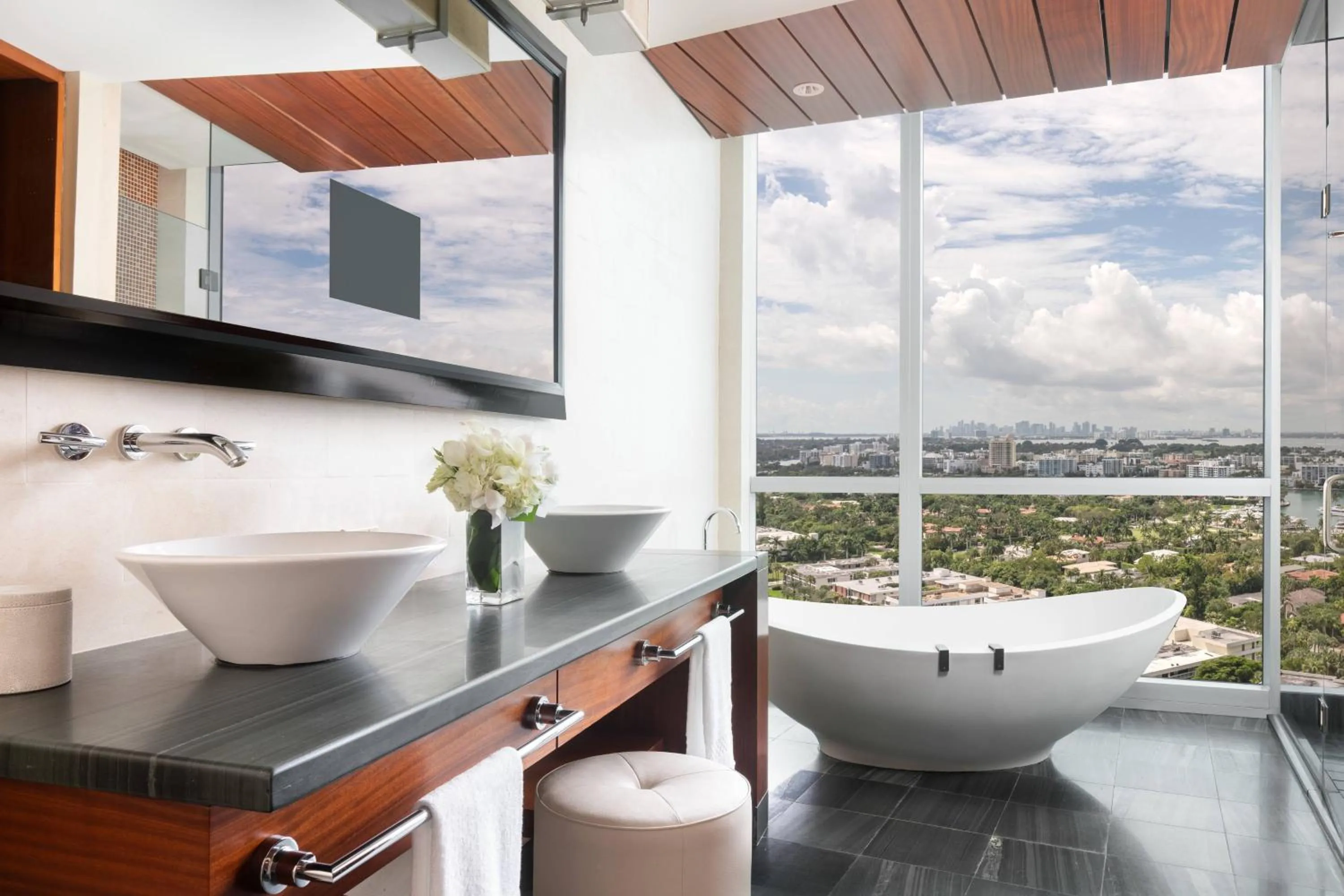 Bathroom in The Ritz-Carlton Bal Harbour, Miami