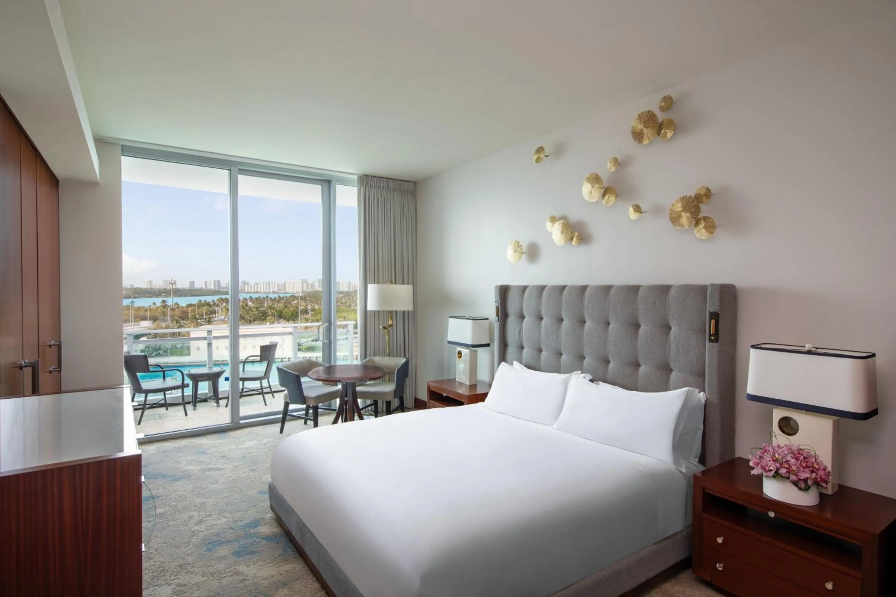 Photo of the whole room, Bed in The Ritz-Carlton Bal Harbour, Miami