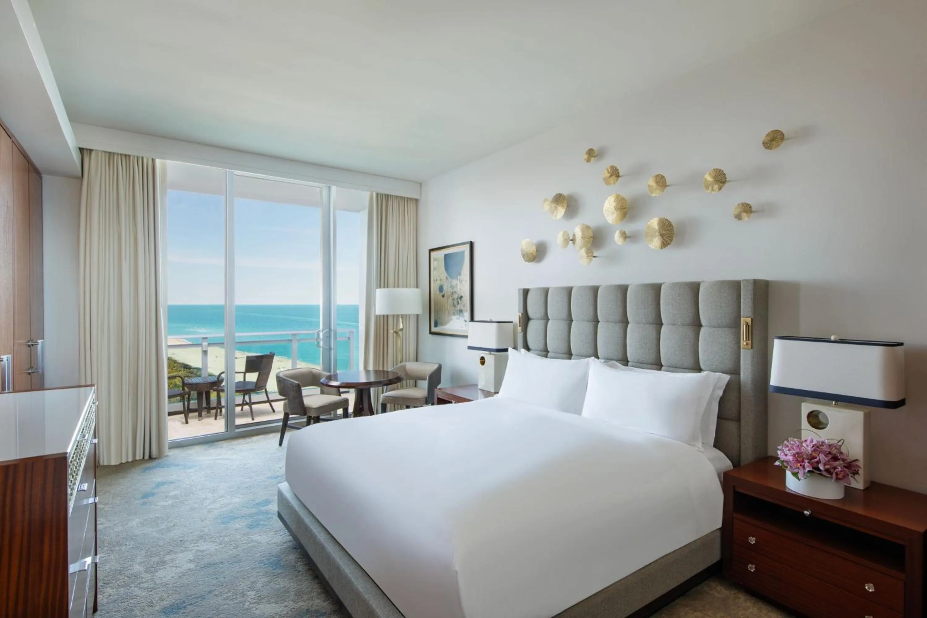 Photo of the whole room, Bed in The Ritz-Carlton Bal Harbour, Miami