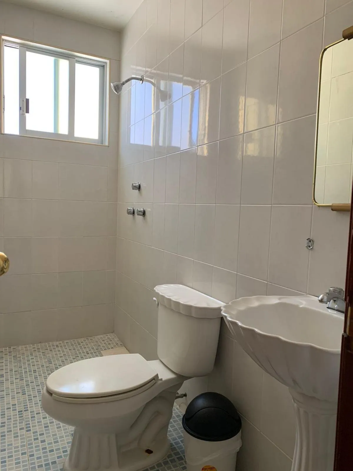 Bathroom in Hotel Renacimiento