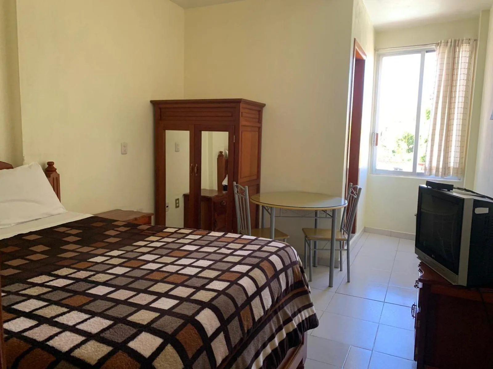 Bed in Hotel Renacimiento