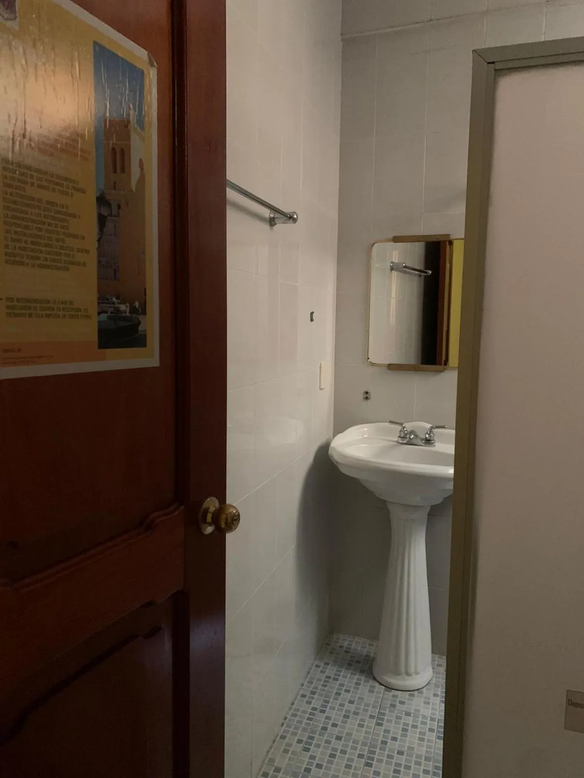 Bathroom in Hotel Renacimiento