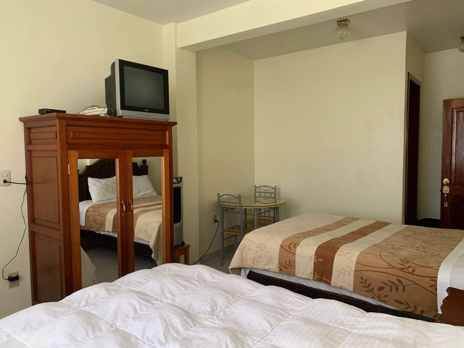 Bed in Hotel Renacimiento