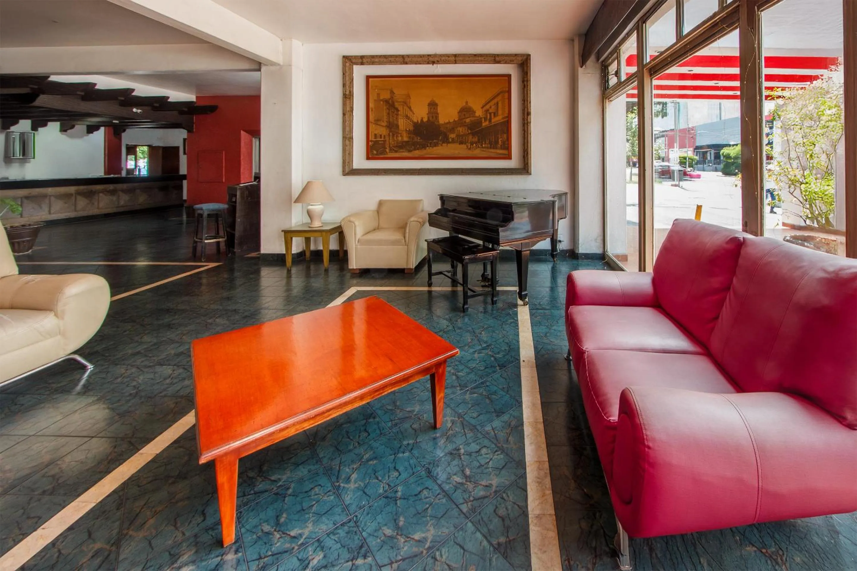 Lobby or reception in OYO Hotel Del Parque