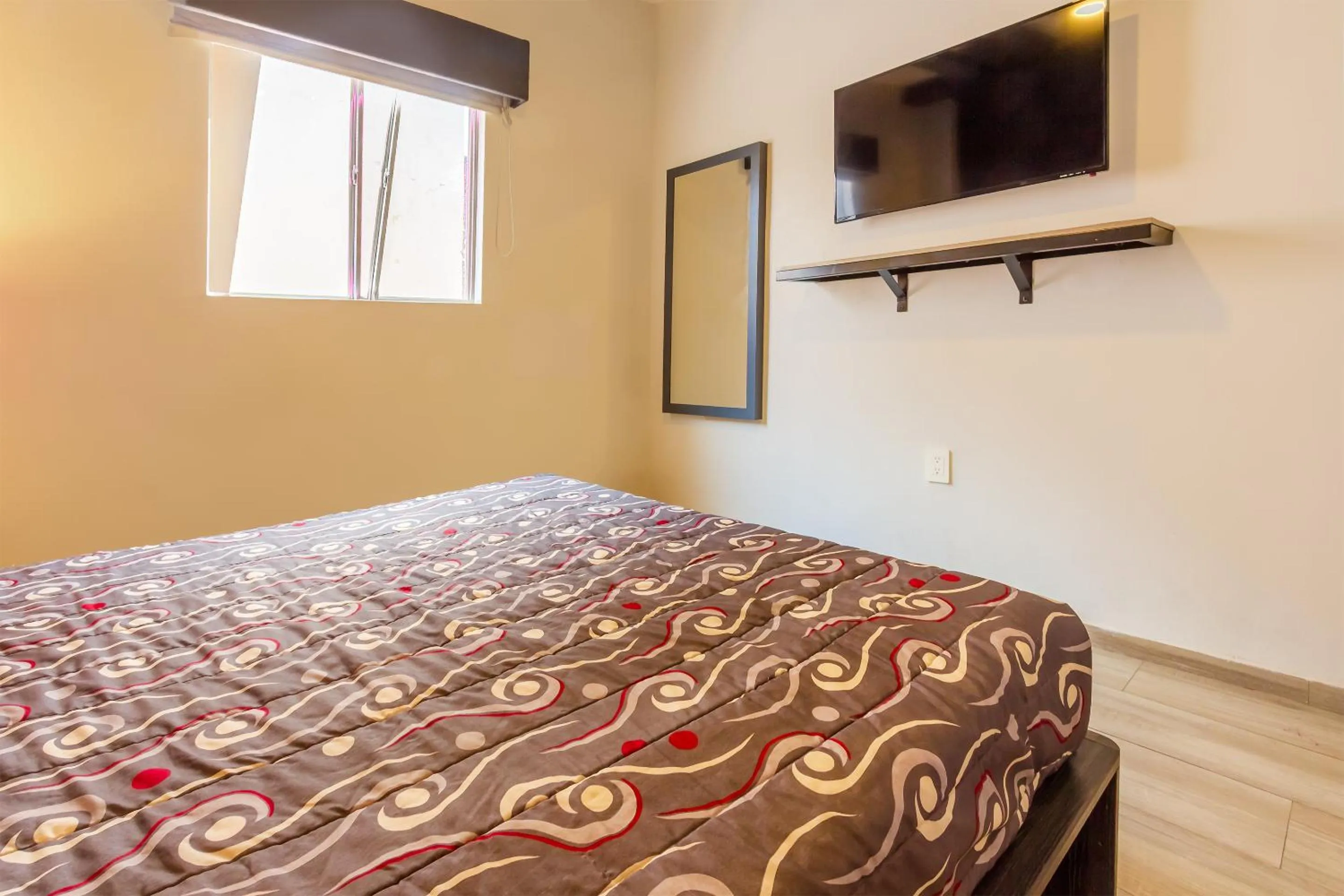 Bedroom, Bed in OYO Hotel Del Parque