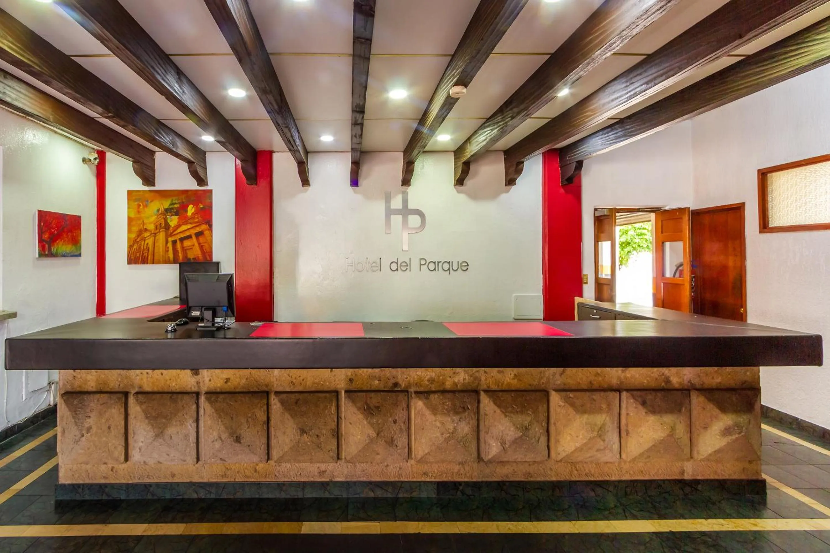 Lobby or reception in OYO Hotel Del Parque