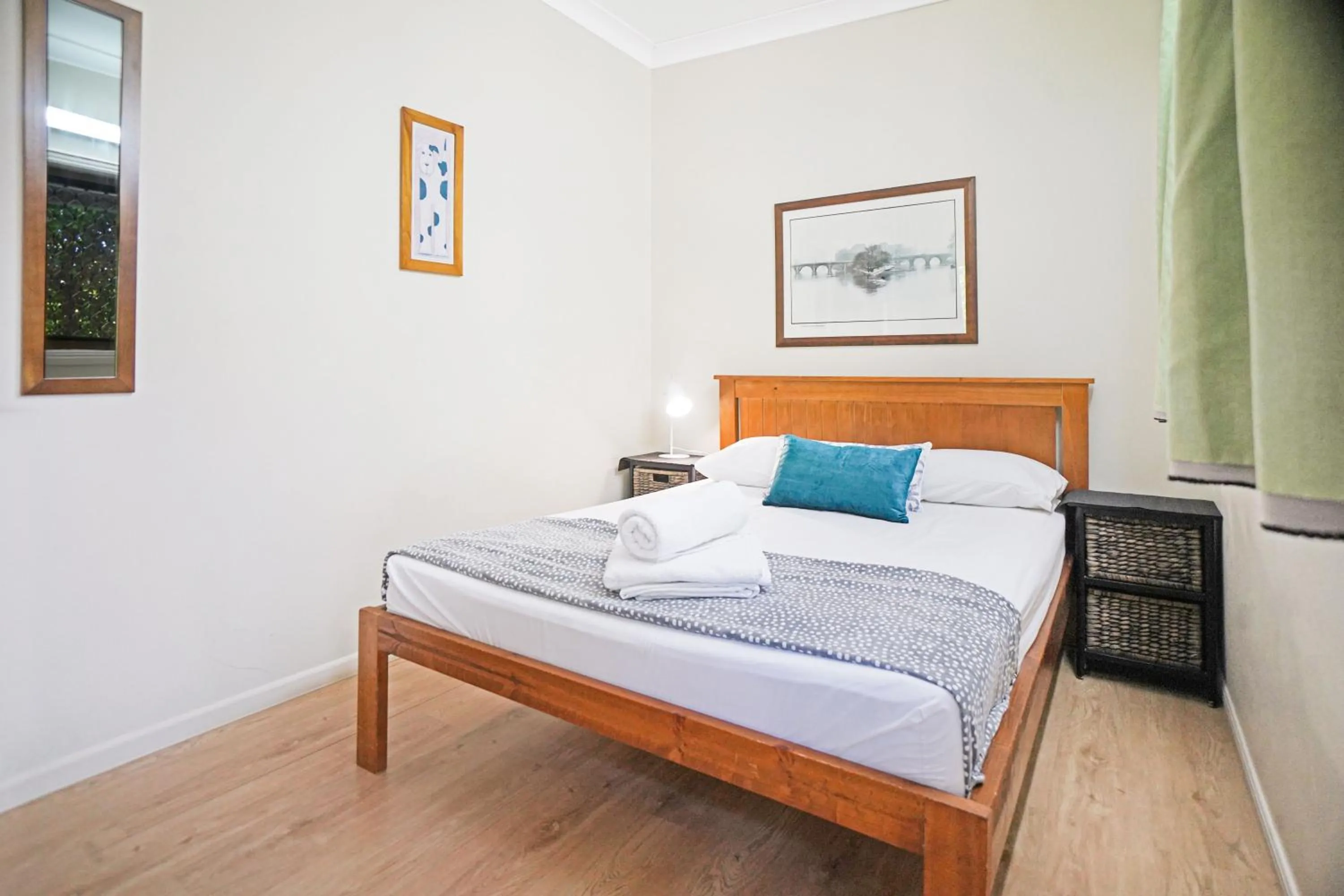 Bedroom, Bed in Woolshed Eco Lodge