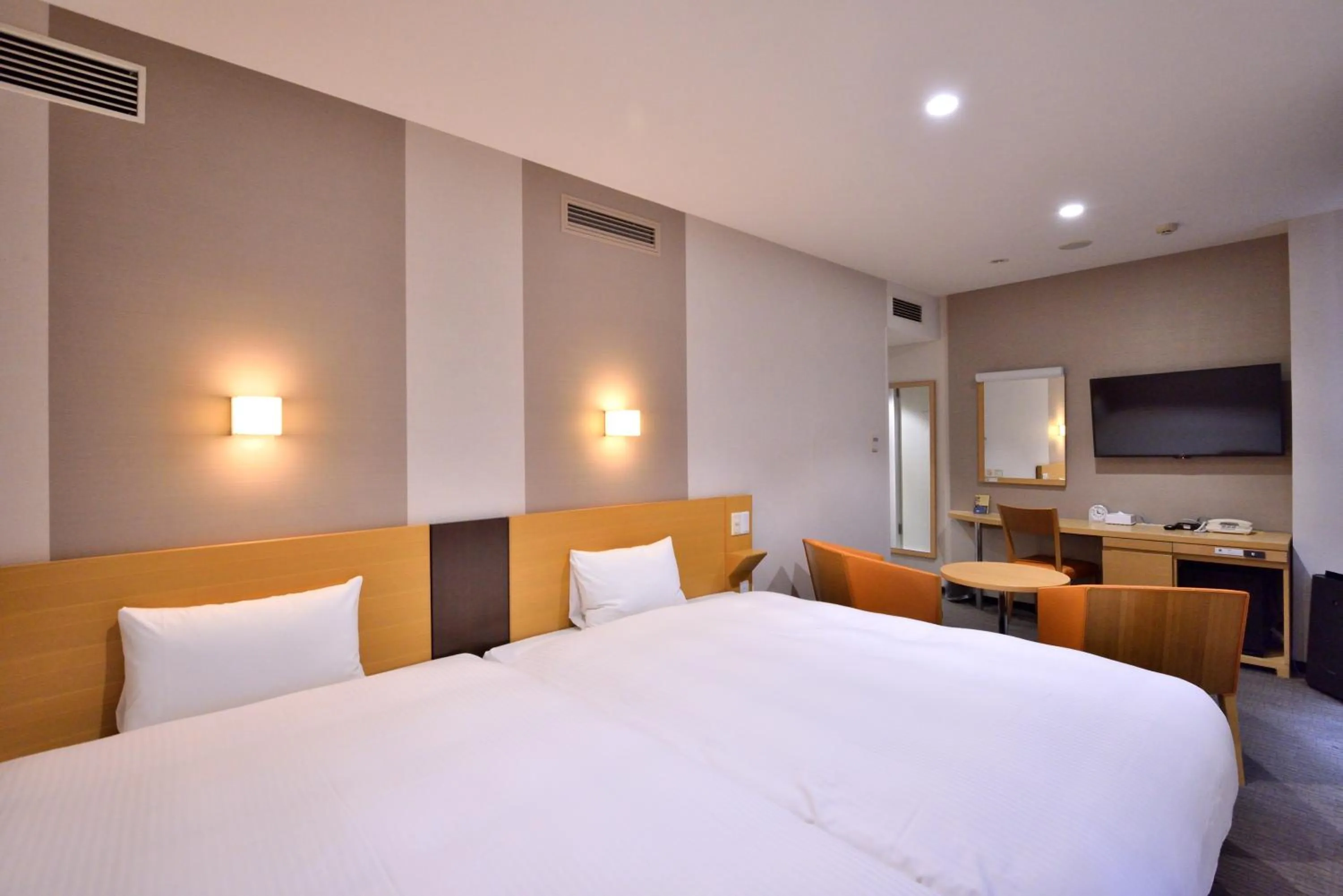 Photo of the whole room, Bed in Hotel Urbic Kagoshima