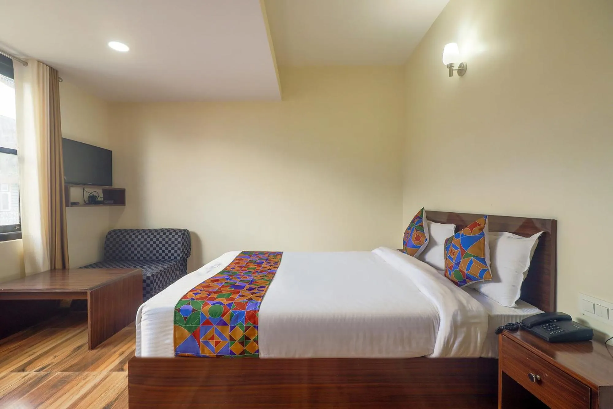 Photo of the whole room in FabHotel Kutighar Regency