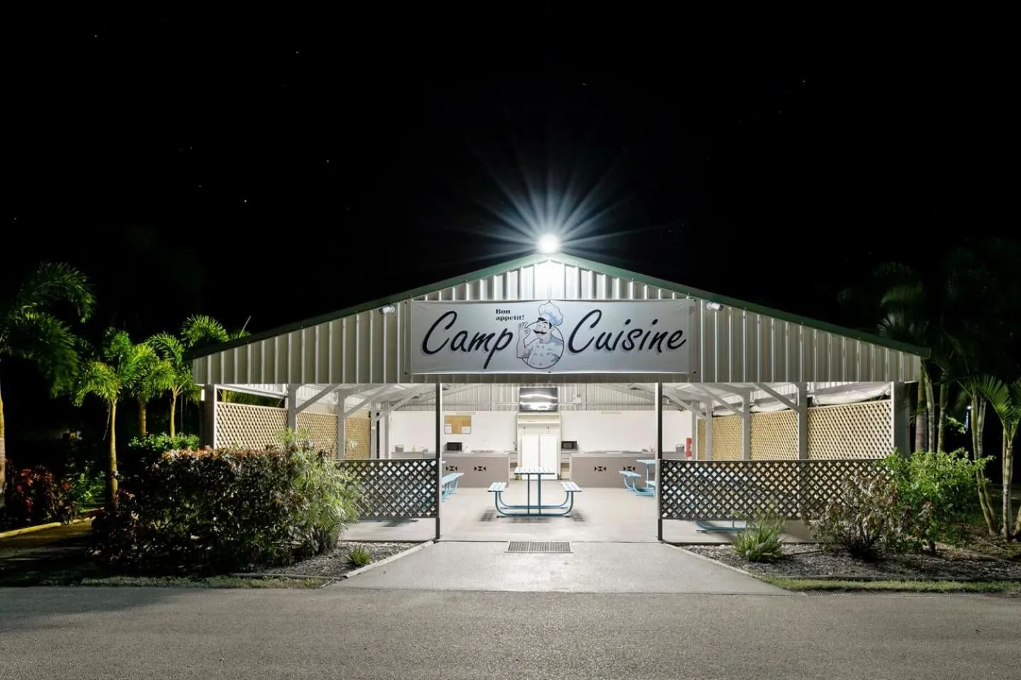 BBQ facilities in Queens Beach Tourist Village