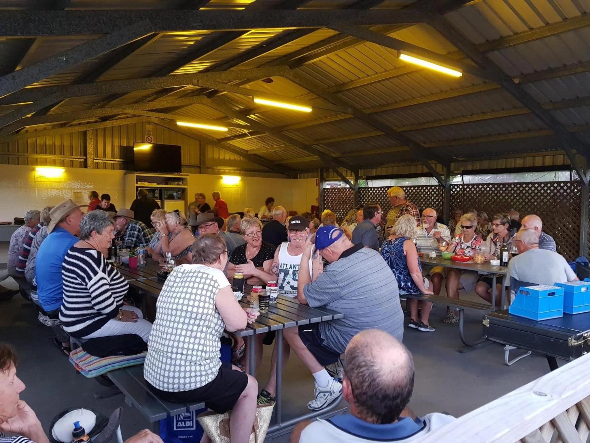BBQ facilities in Queens Beach Tourist Village
