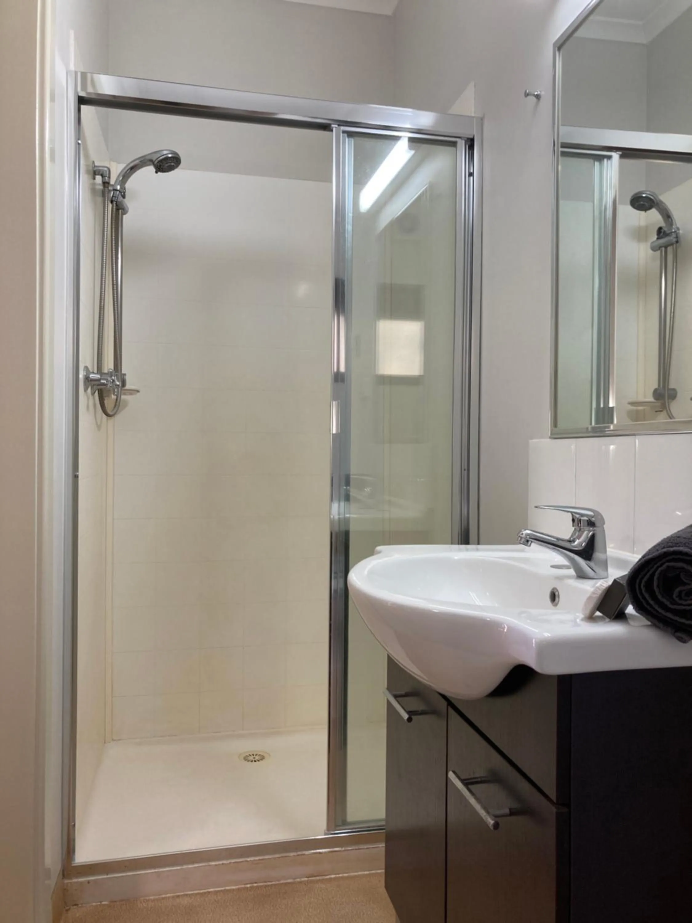 Bathroom in Mia Mia House in the Desert