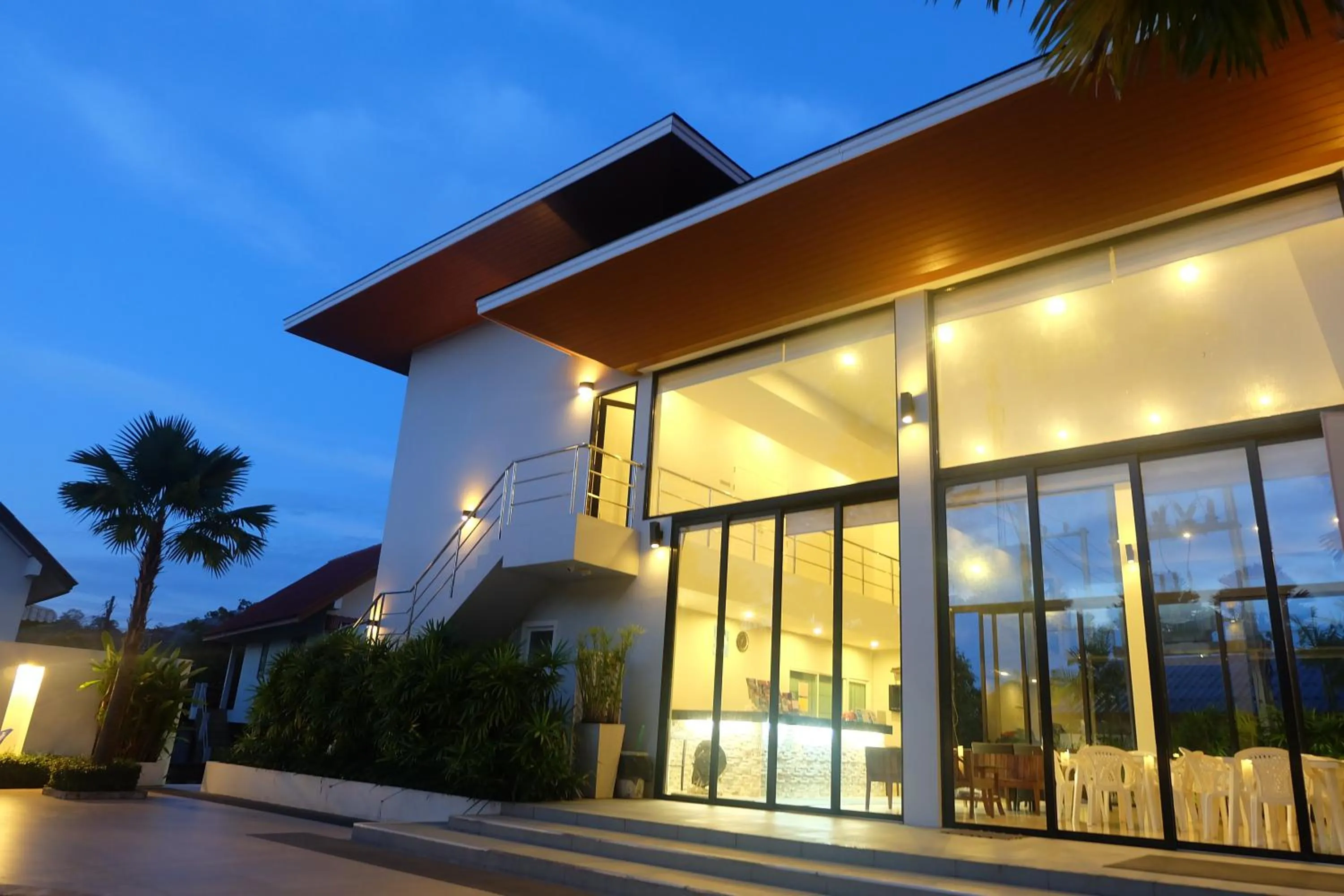 Area and facilities in Clear House Resort - SHA Extra Plus