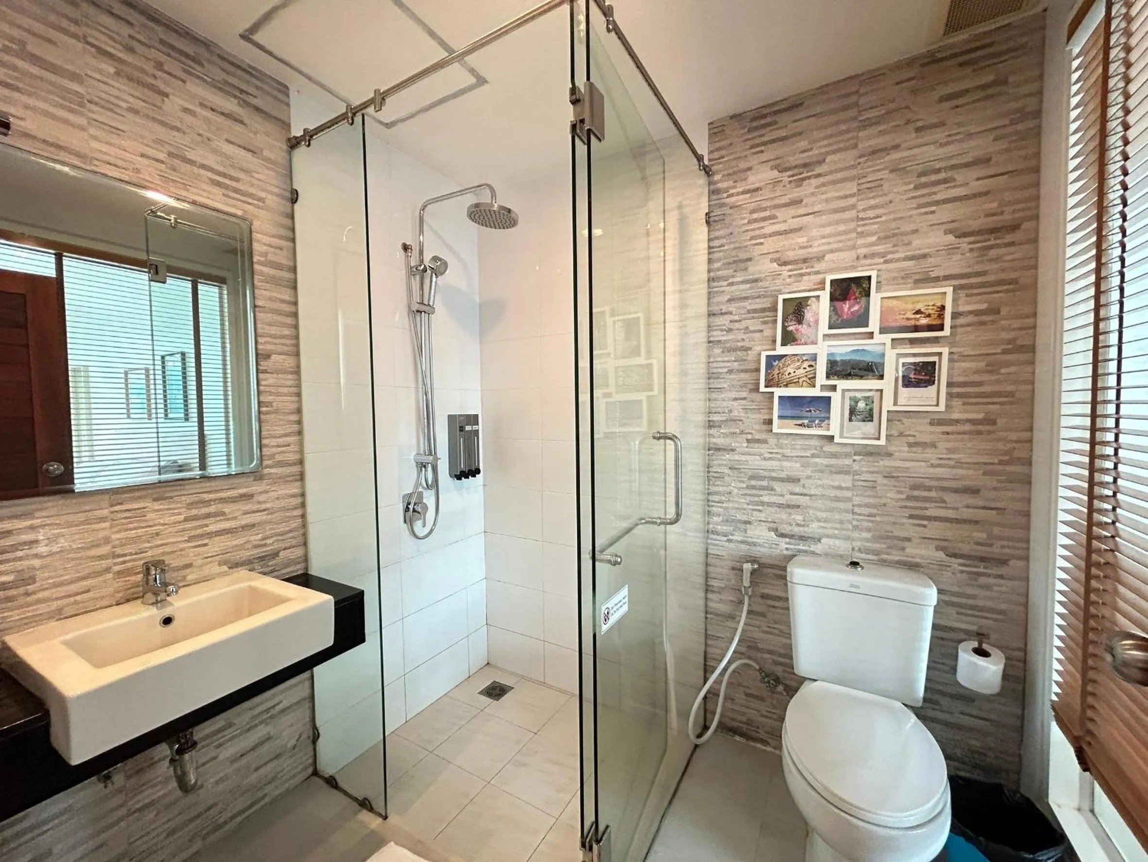 Shower in Clear House Resort - SHA Extra Plus