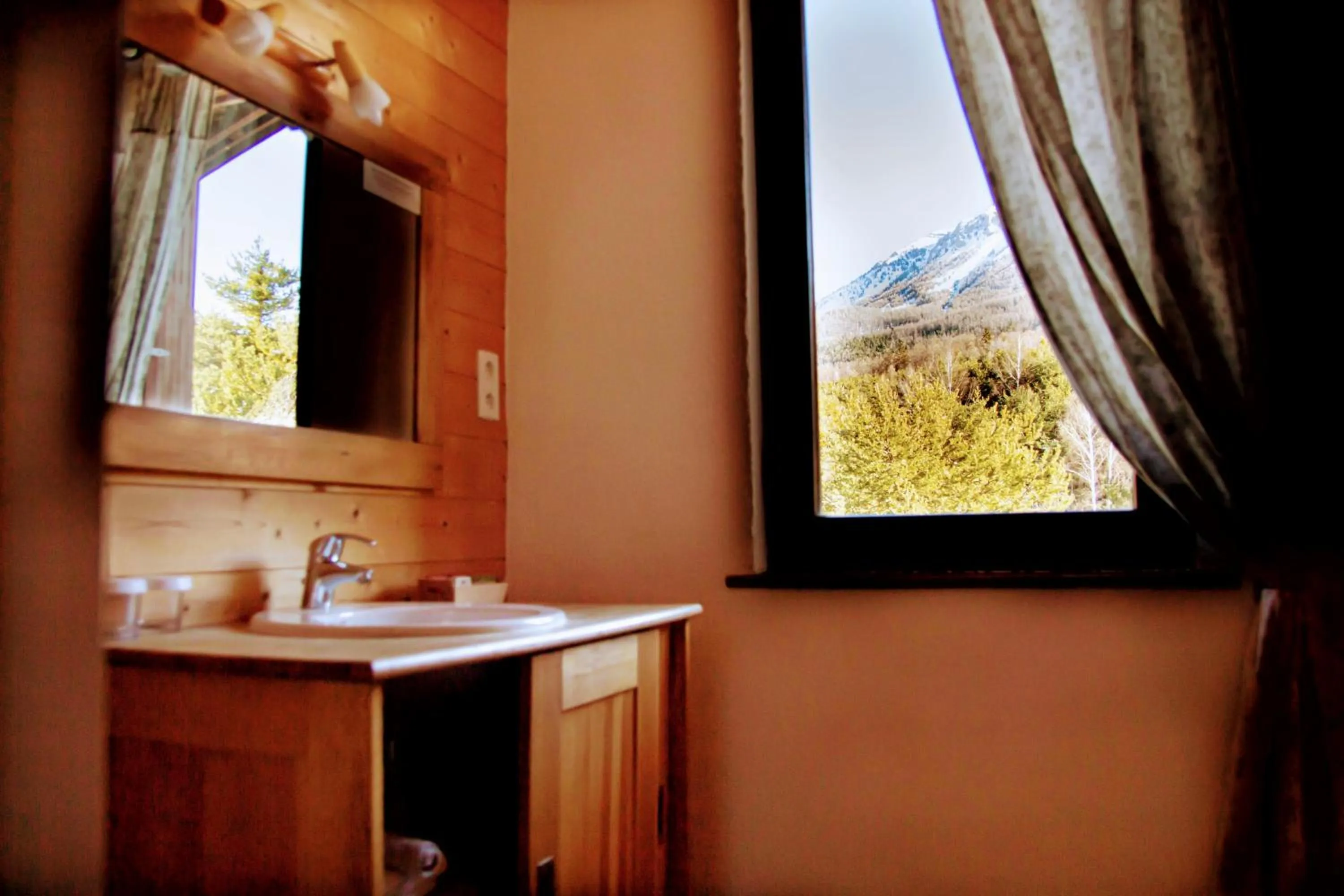 Bedroom in Domaine de l'Adoux