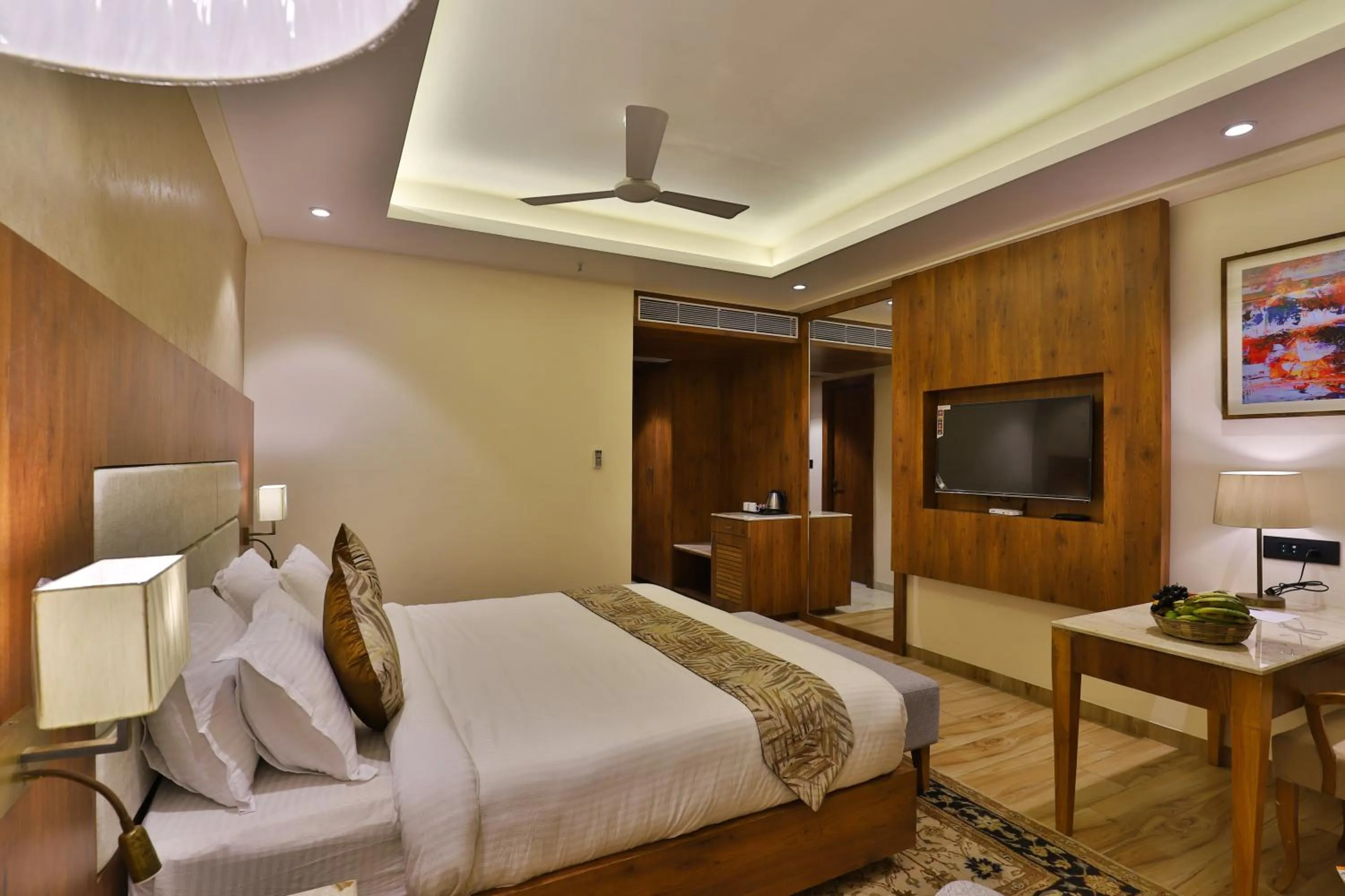 TV and multimedia, Bed in The Square Somnath