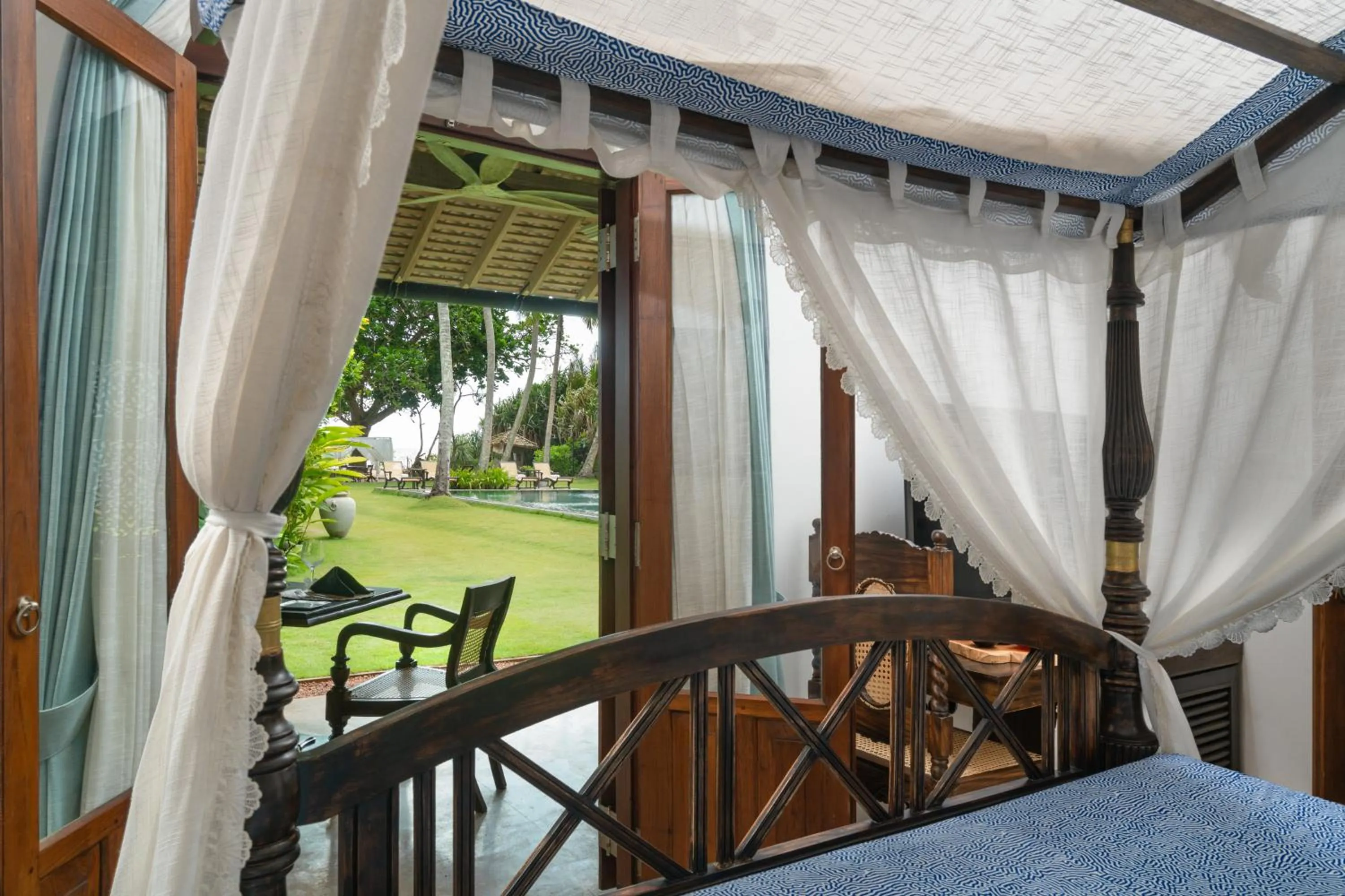 Patio in Sundara by Mosvold