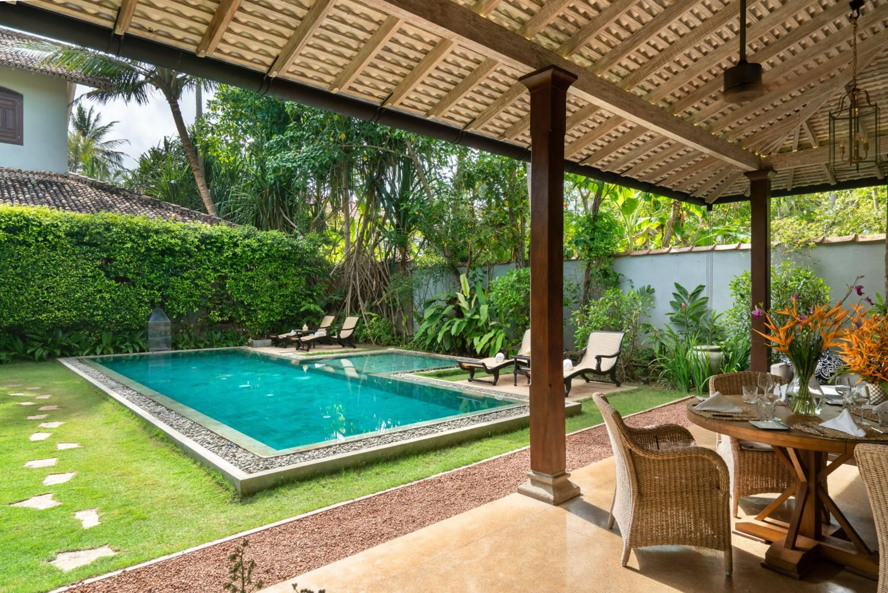 Pool view in Sundara by Mosvold