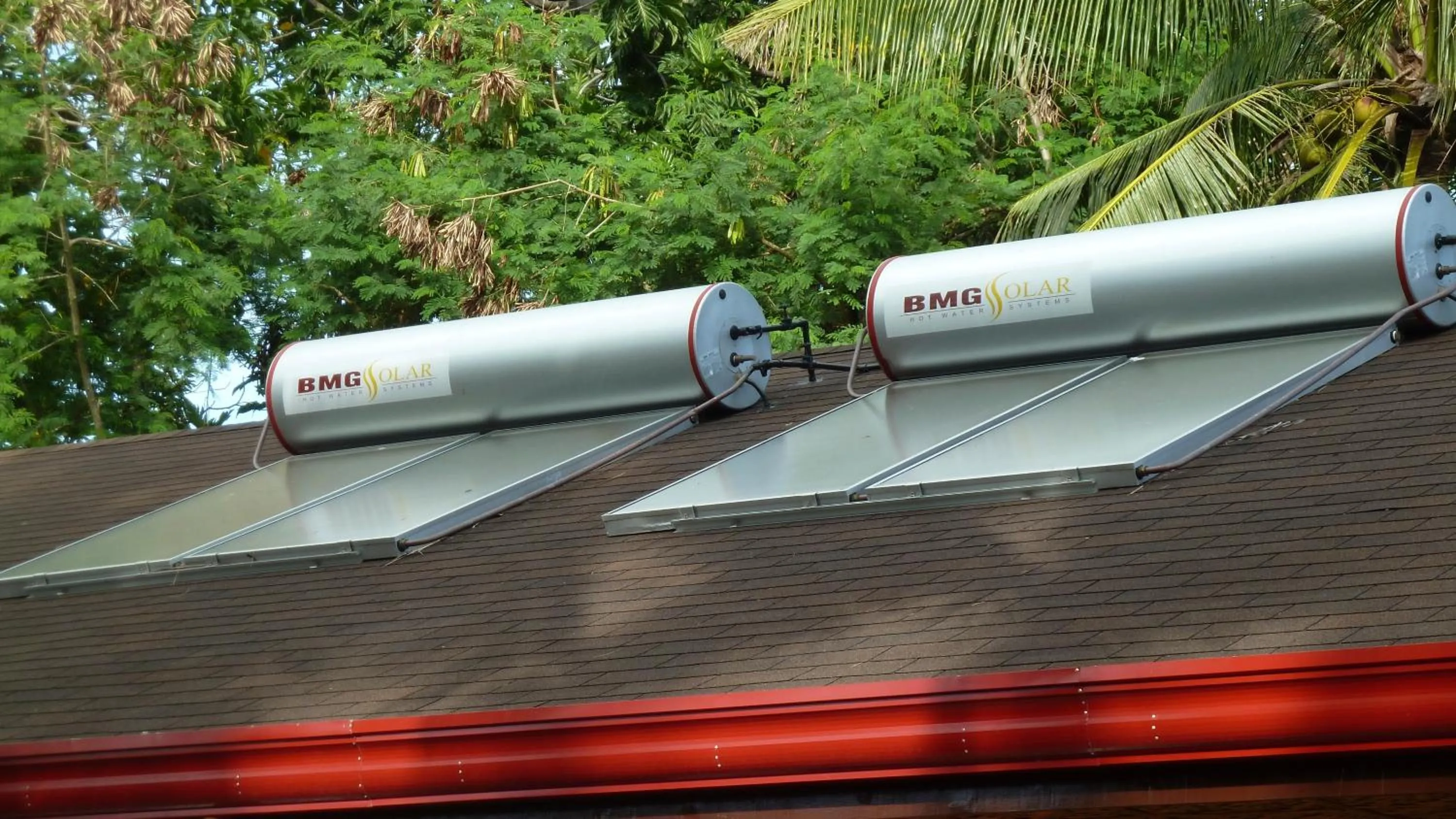 Facade/entrance in Alona Vida Beach Resort